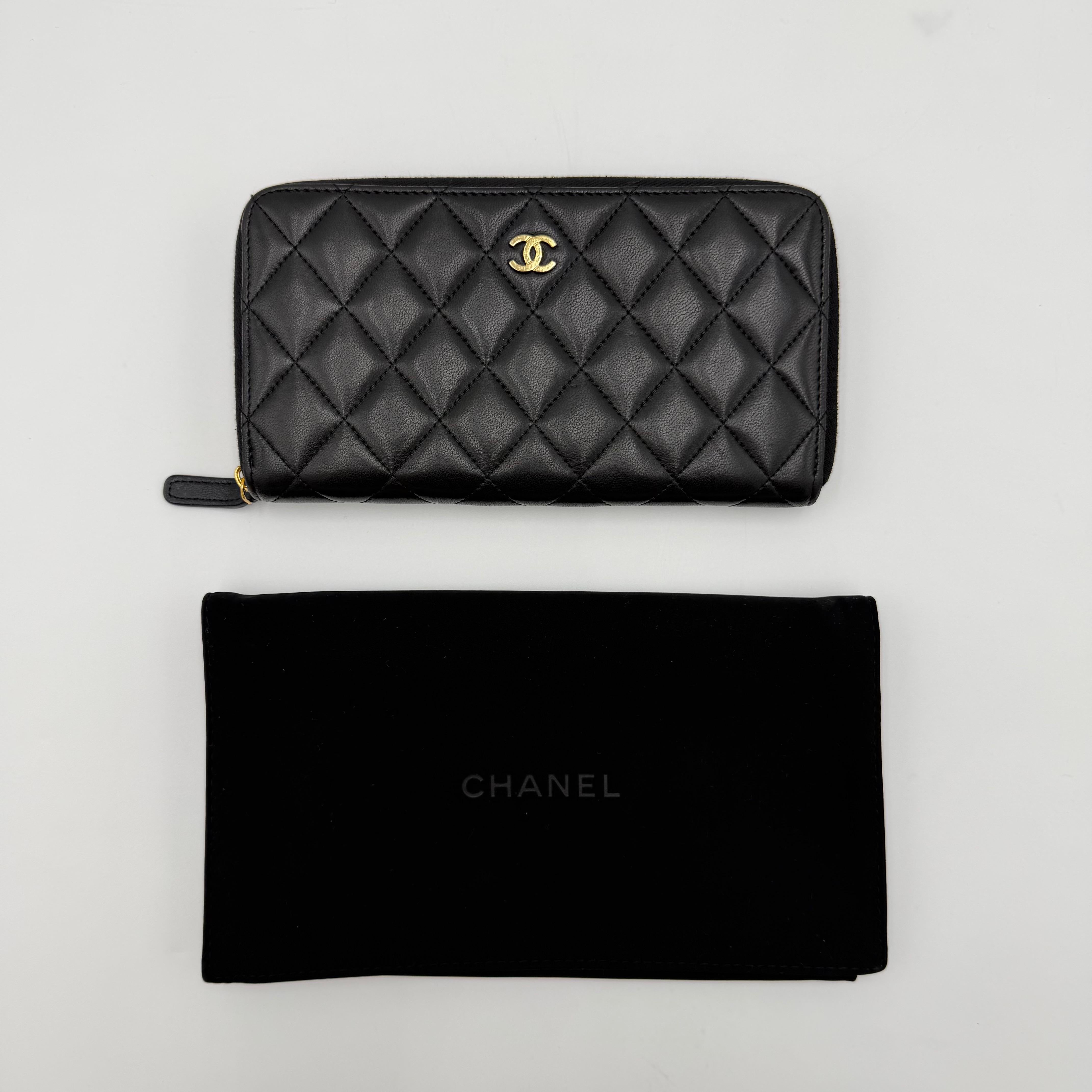 Cartera con cremallera Chanel