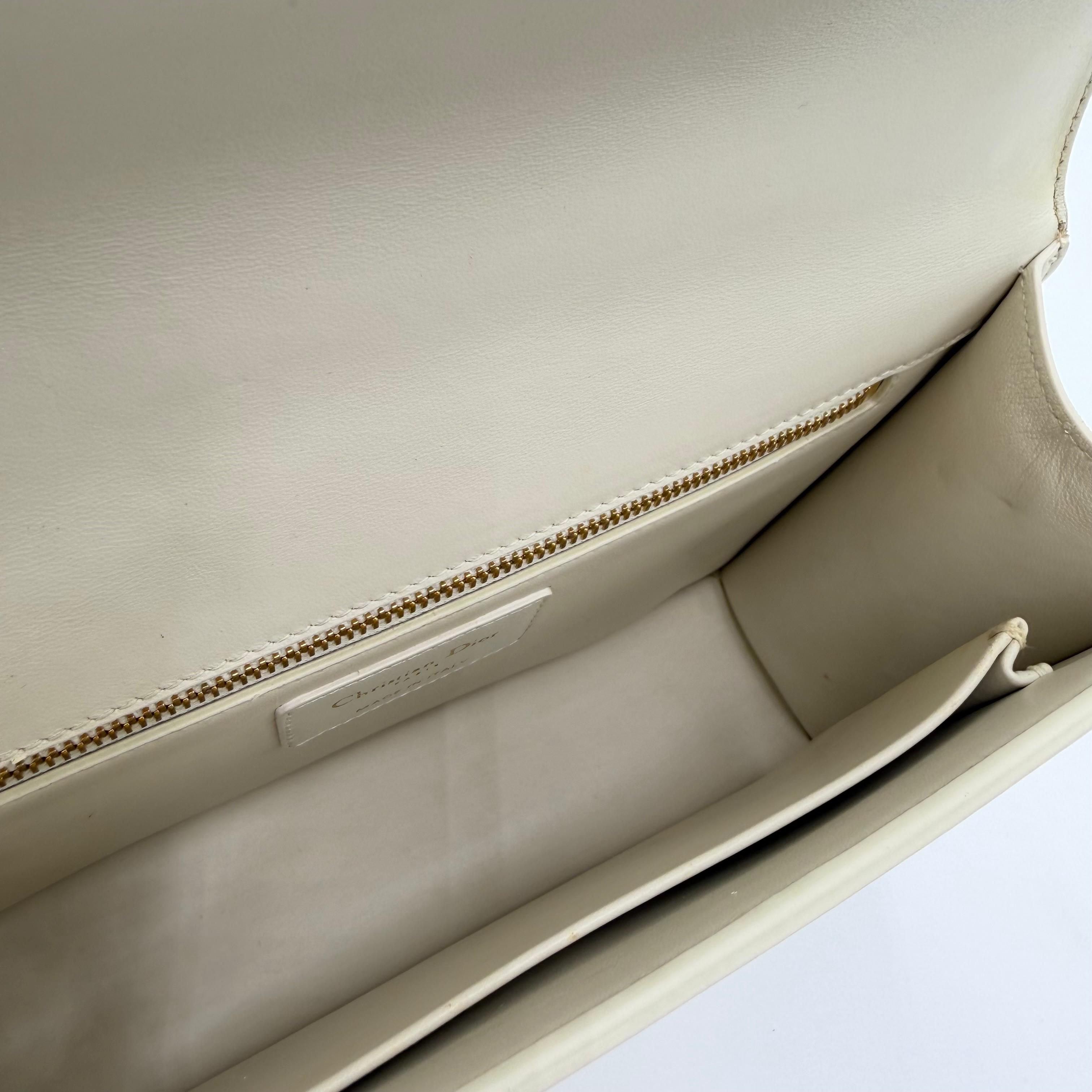 Dior 30 Montaigne Bag