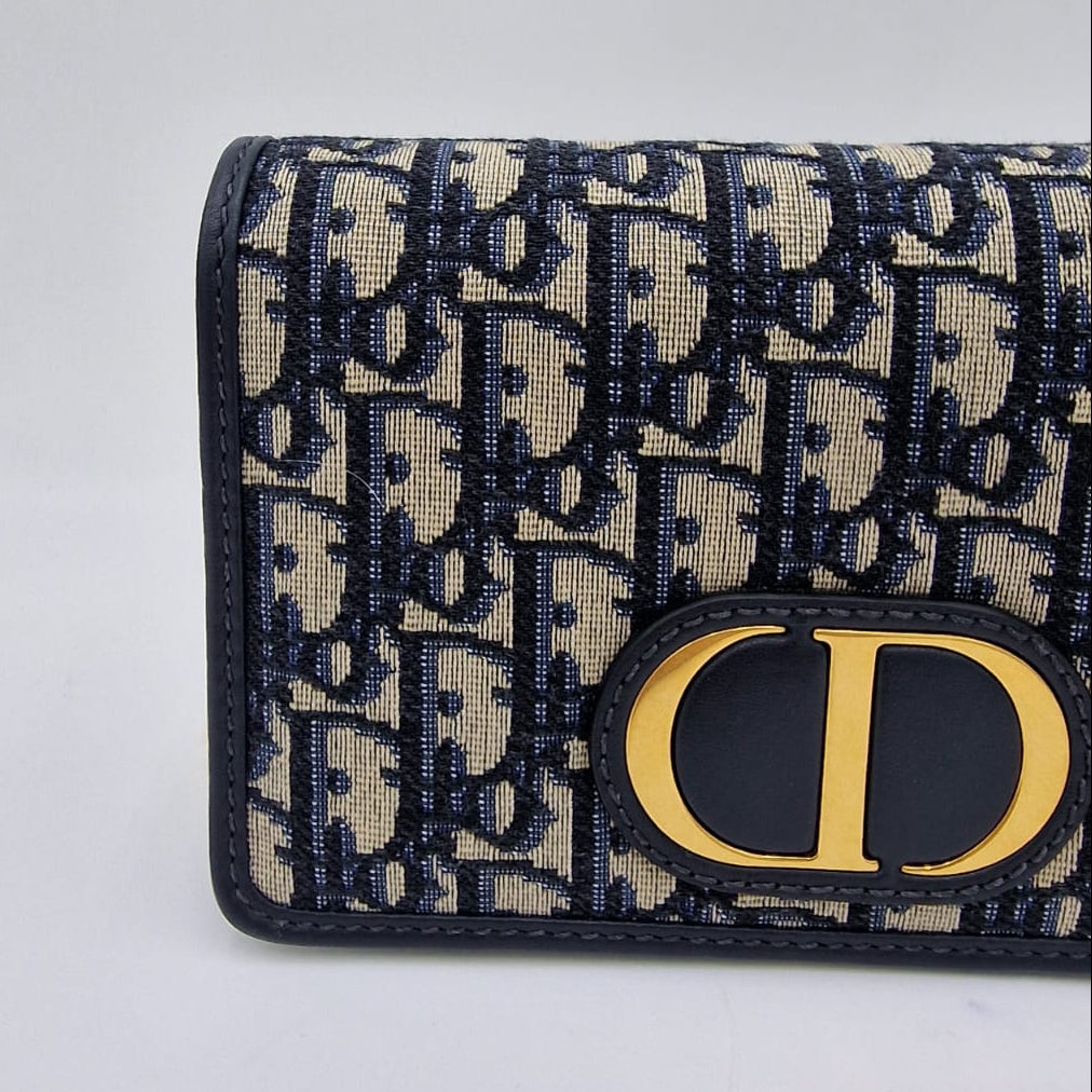 Dior 30 Montaigne WOC