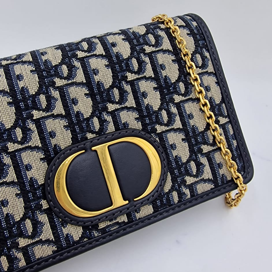 Dior 30 Montaigne WOC