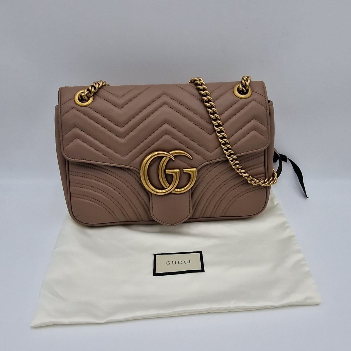 Gucci Marmont Medium Shoulder Bag