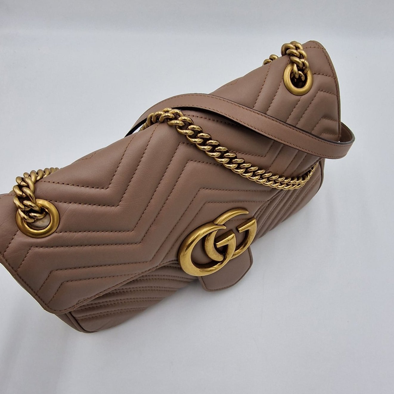 Gucci Marmont Medium Shoulder Bag