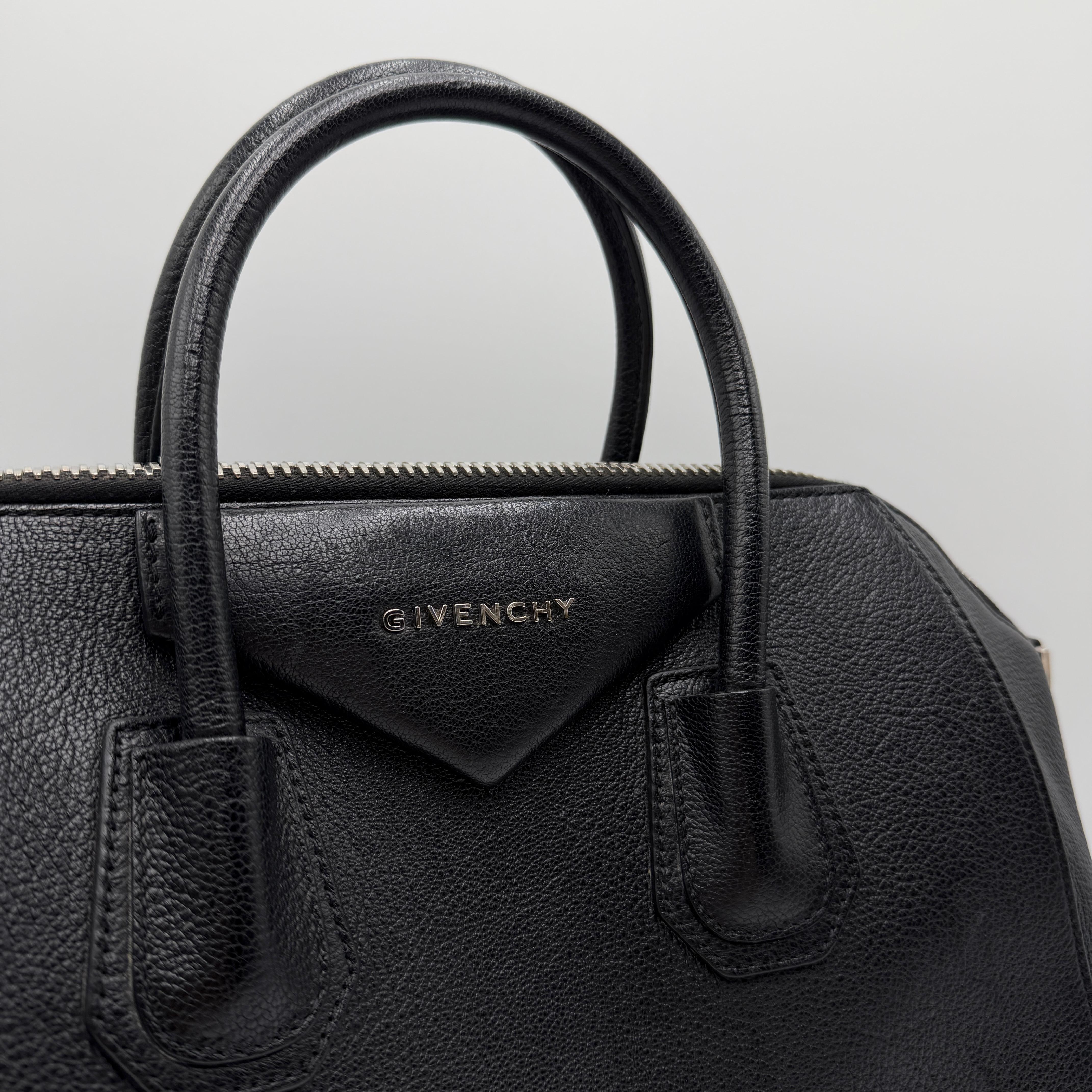 Givenchy Antigona Medium Black