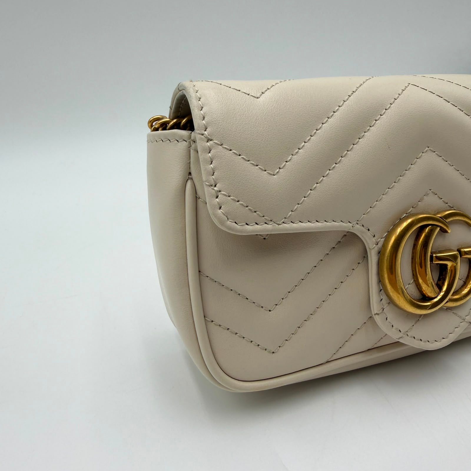 Gucci Super Mini Marmont