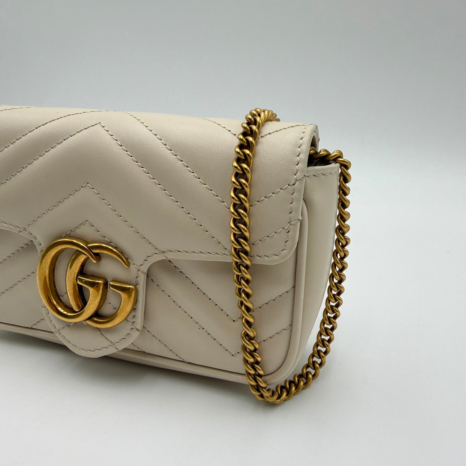 Gucci Super Mini Marmont