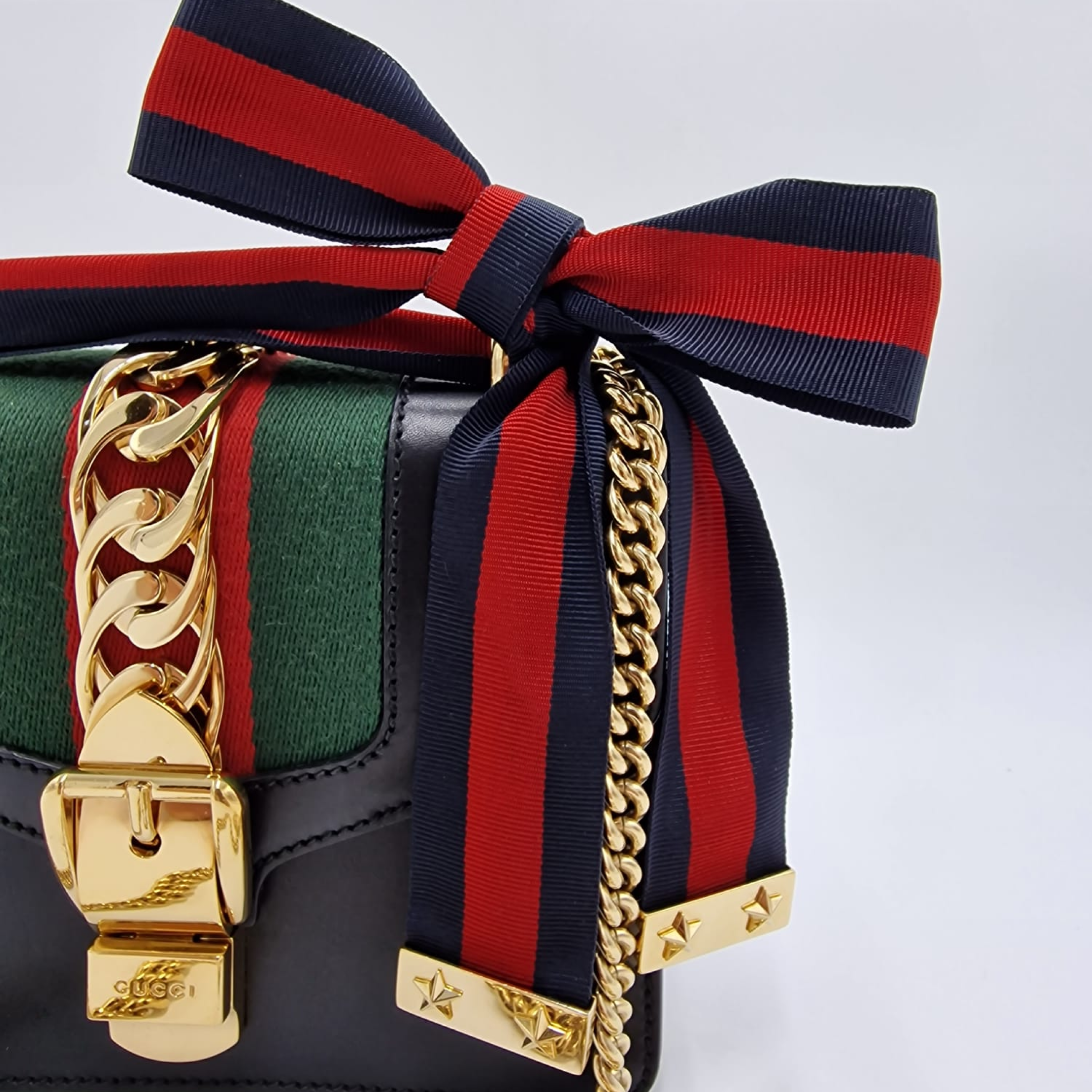 Gucci Sylvie Mini Chain Bag