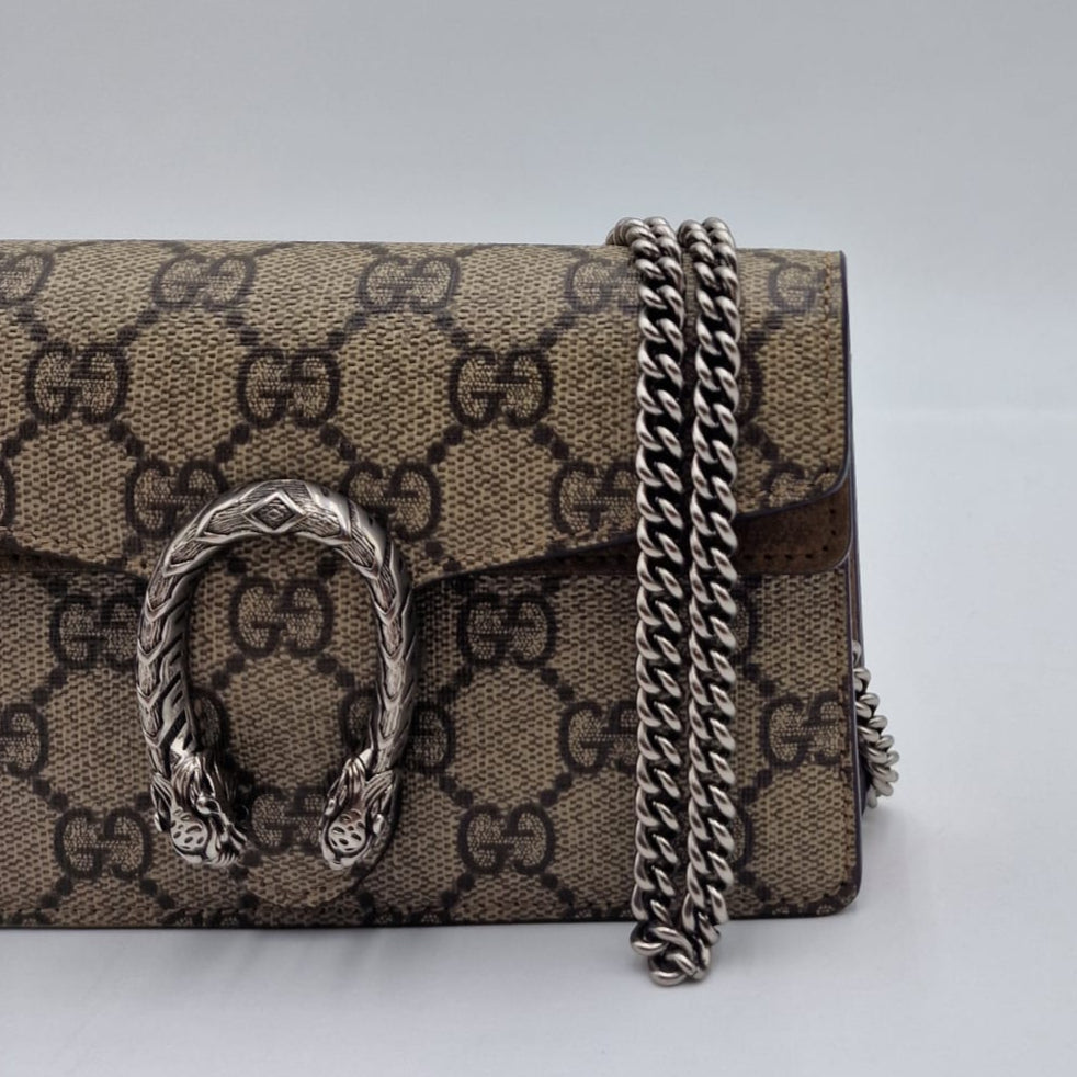Gucci GG Supreme Super Mini Bag