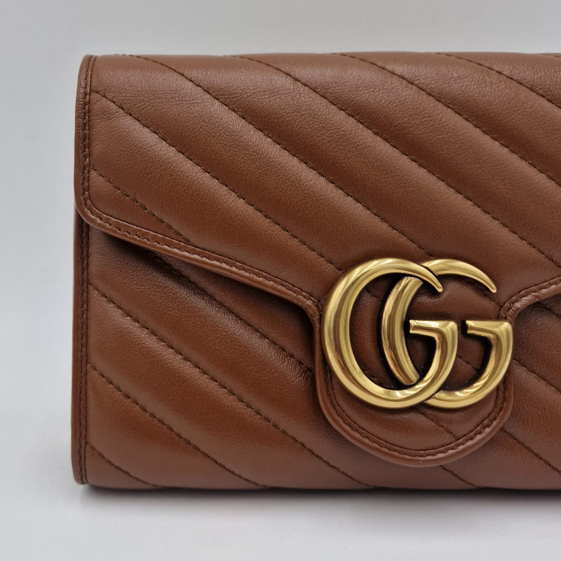 Gucci GG Marmont super mini bag