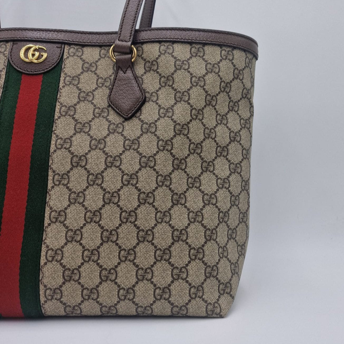 Bolso tote Gucci Ophidia GG mediano