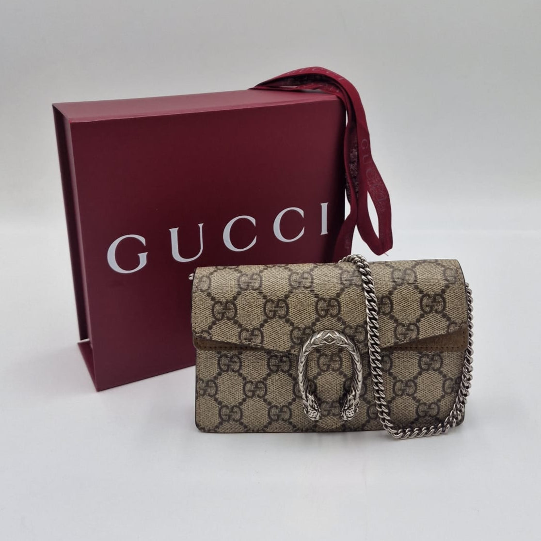 Gucci GG Supreme Super Mini Bag
