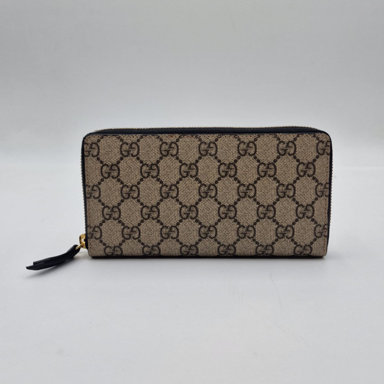 Gucci GG Supreme Wallet