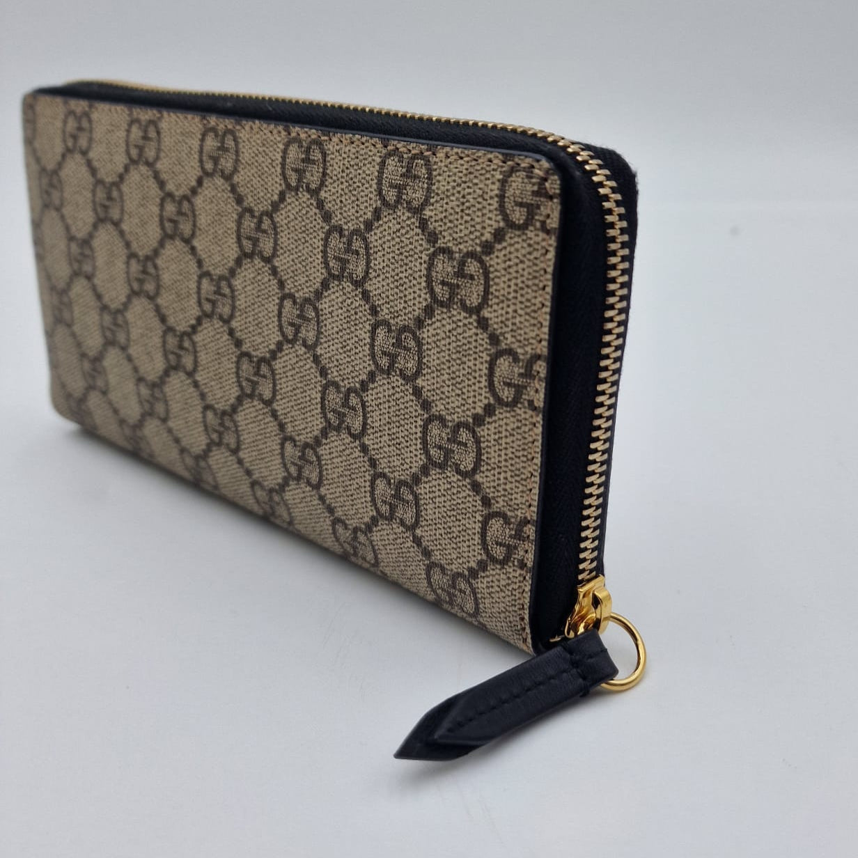 Gucci GG Supreme Wallet