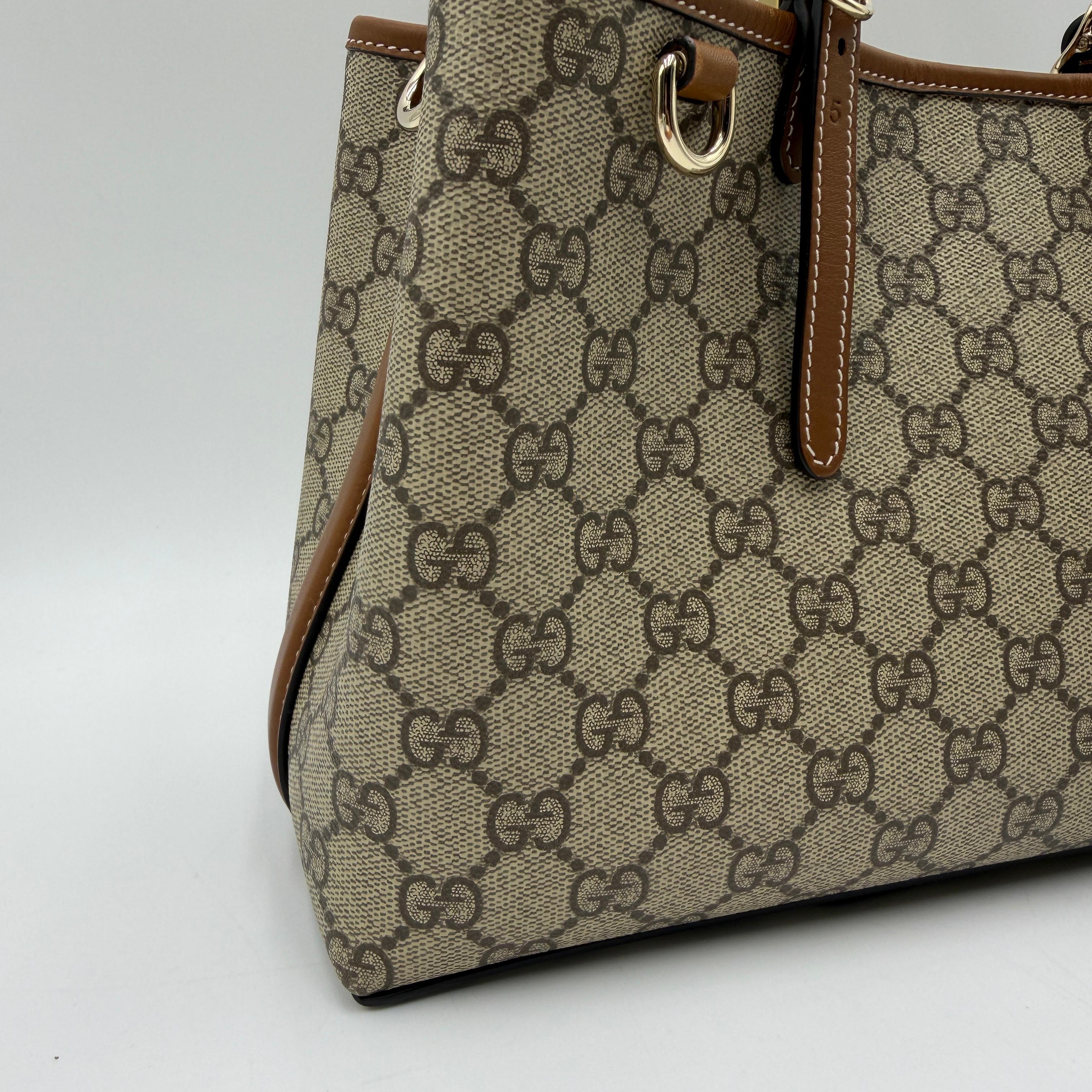 Gucci GG Emblem Tote
