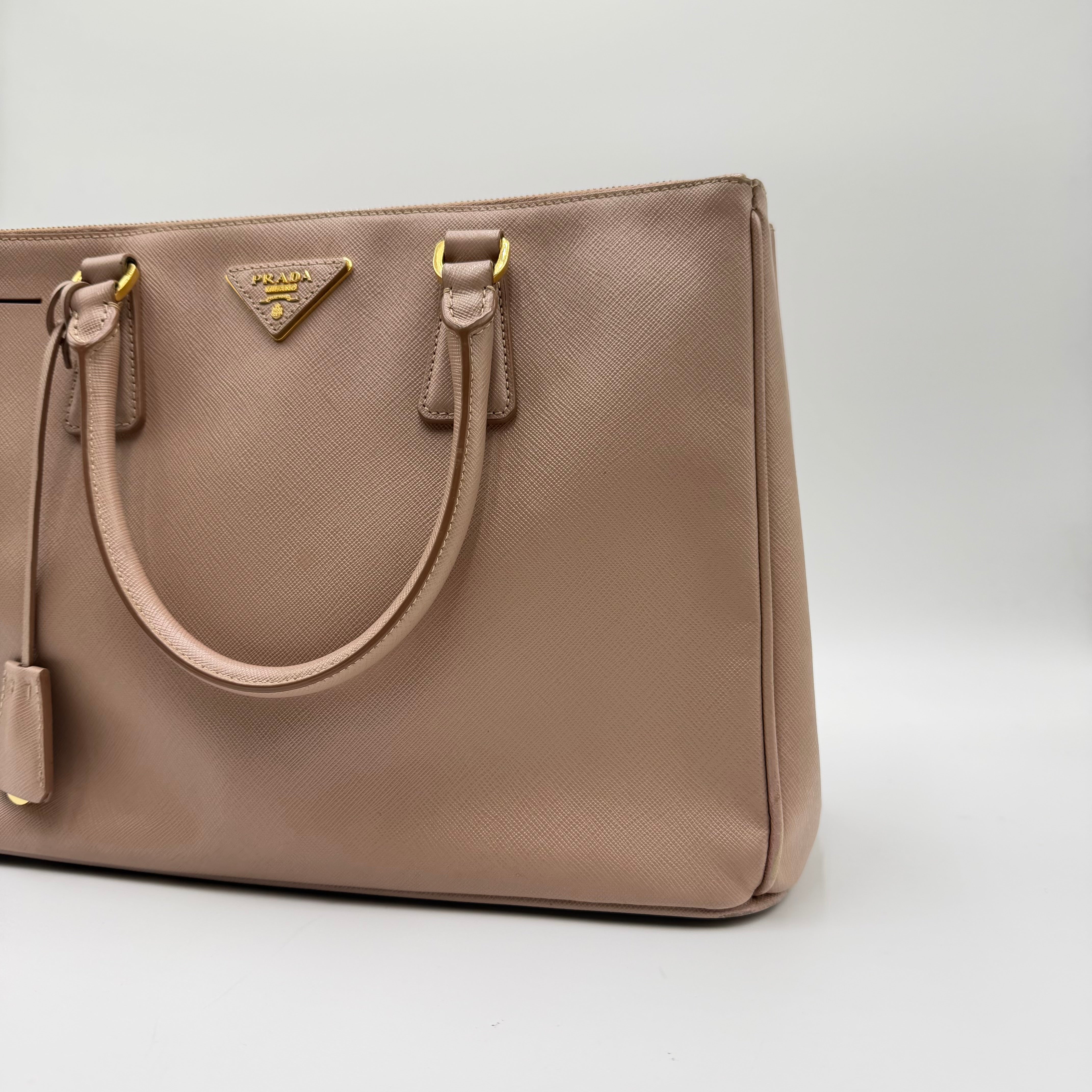 Prada Galleria Saffiano