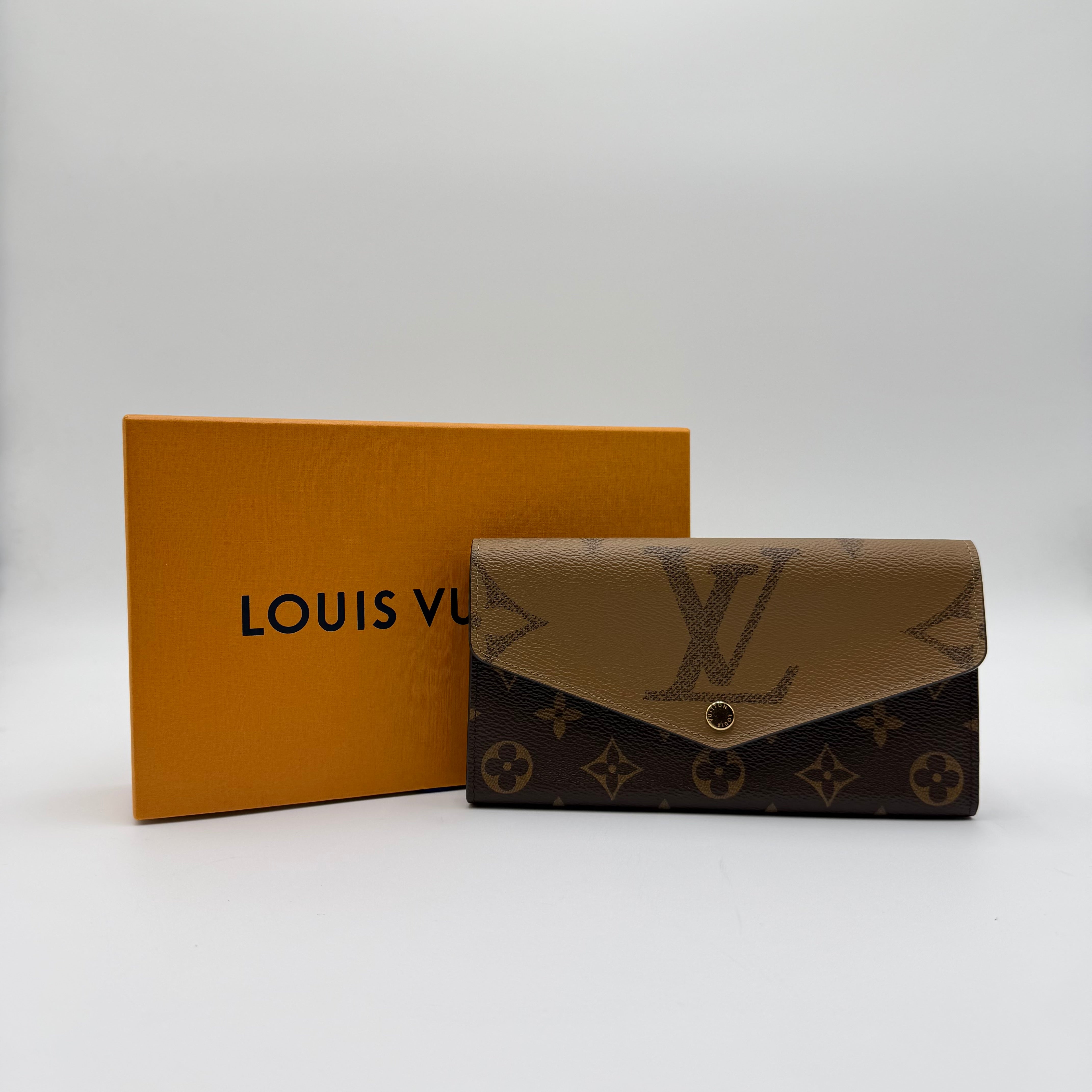 Louis Vuitton Sarah Wallet Monogram Reverse