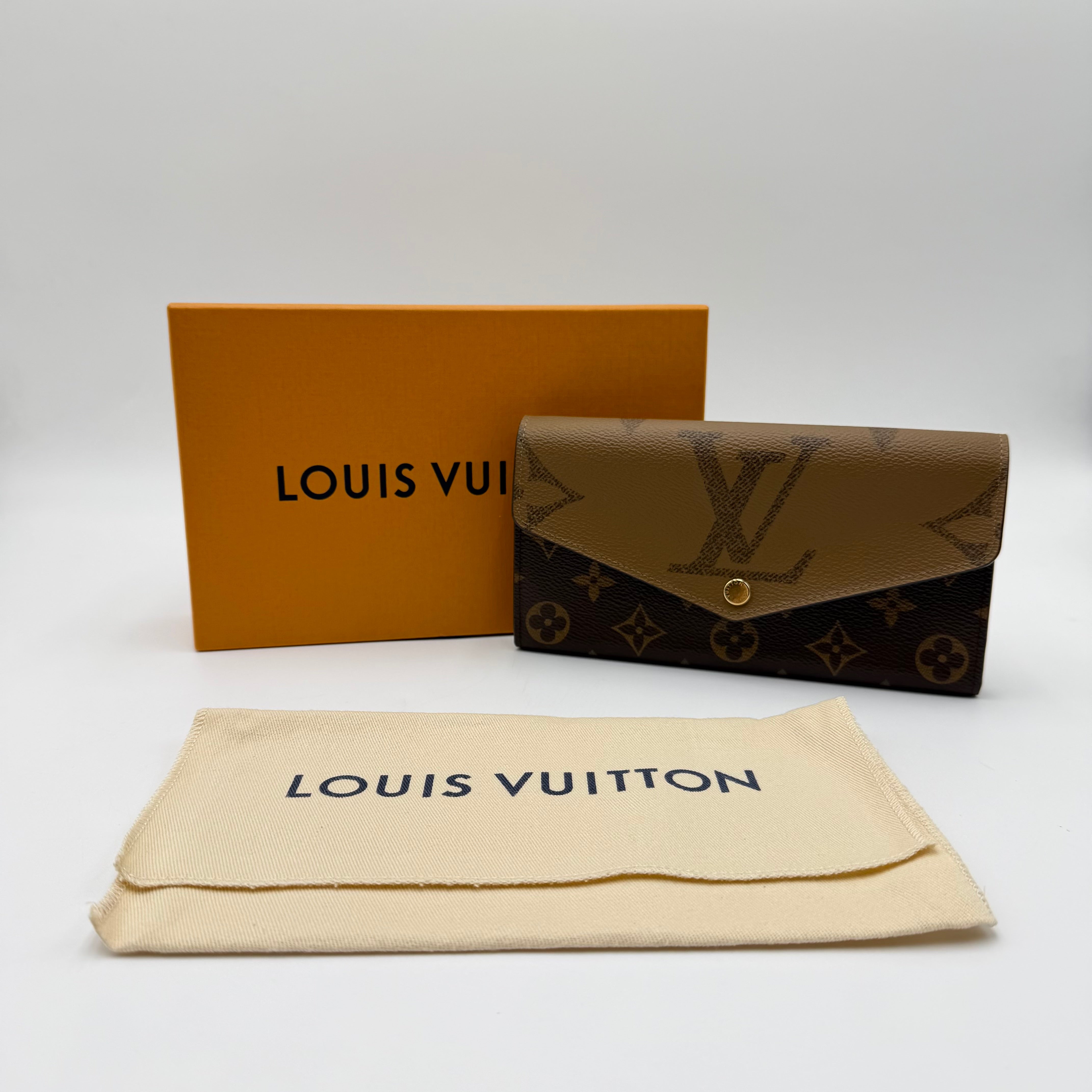 Louis Vuitton Sarah Wallet Monogram Reverse
