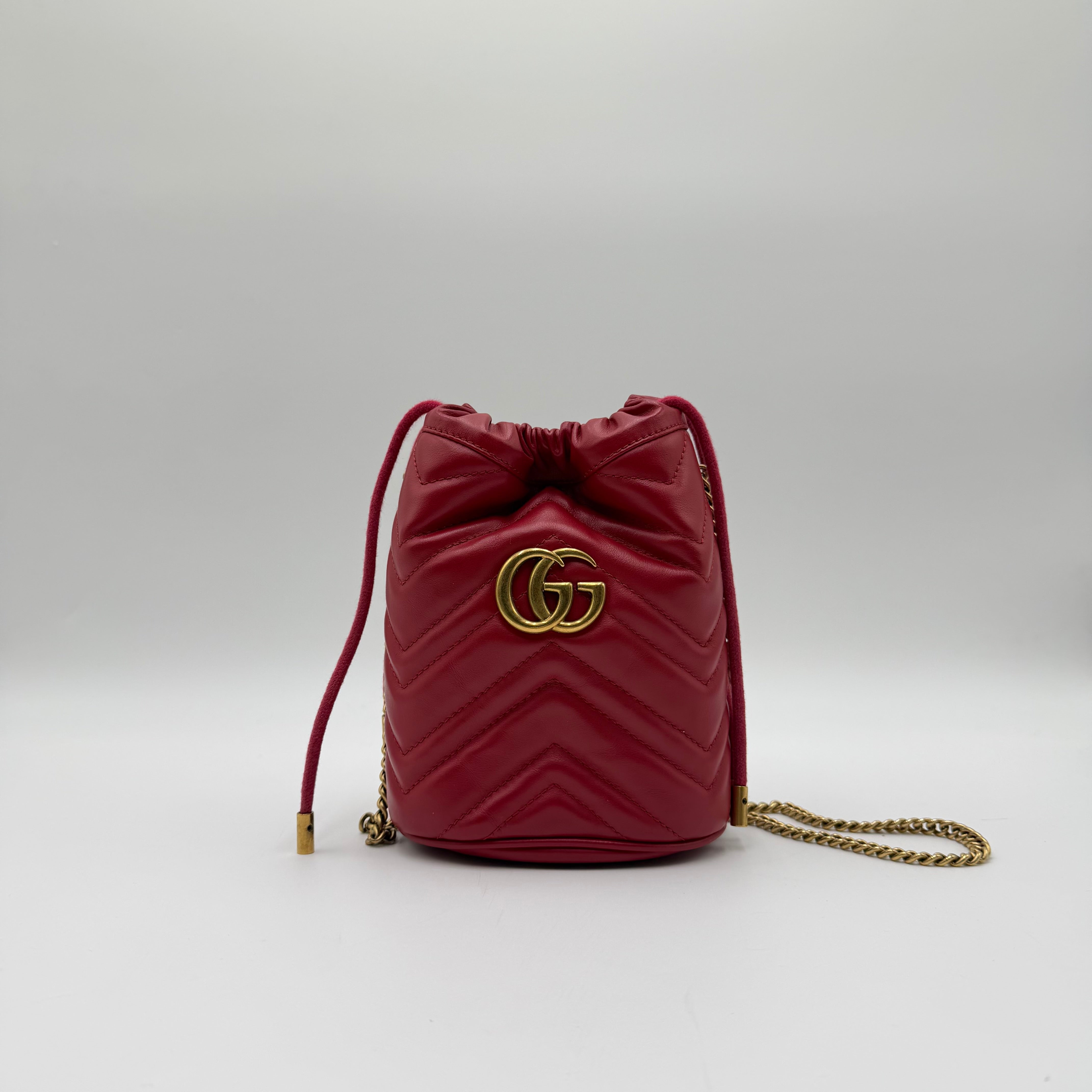 Gucci GG Marmont Mini Bucket