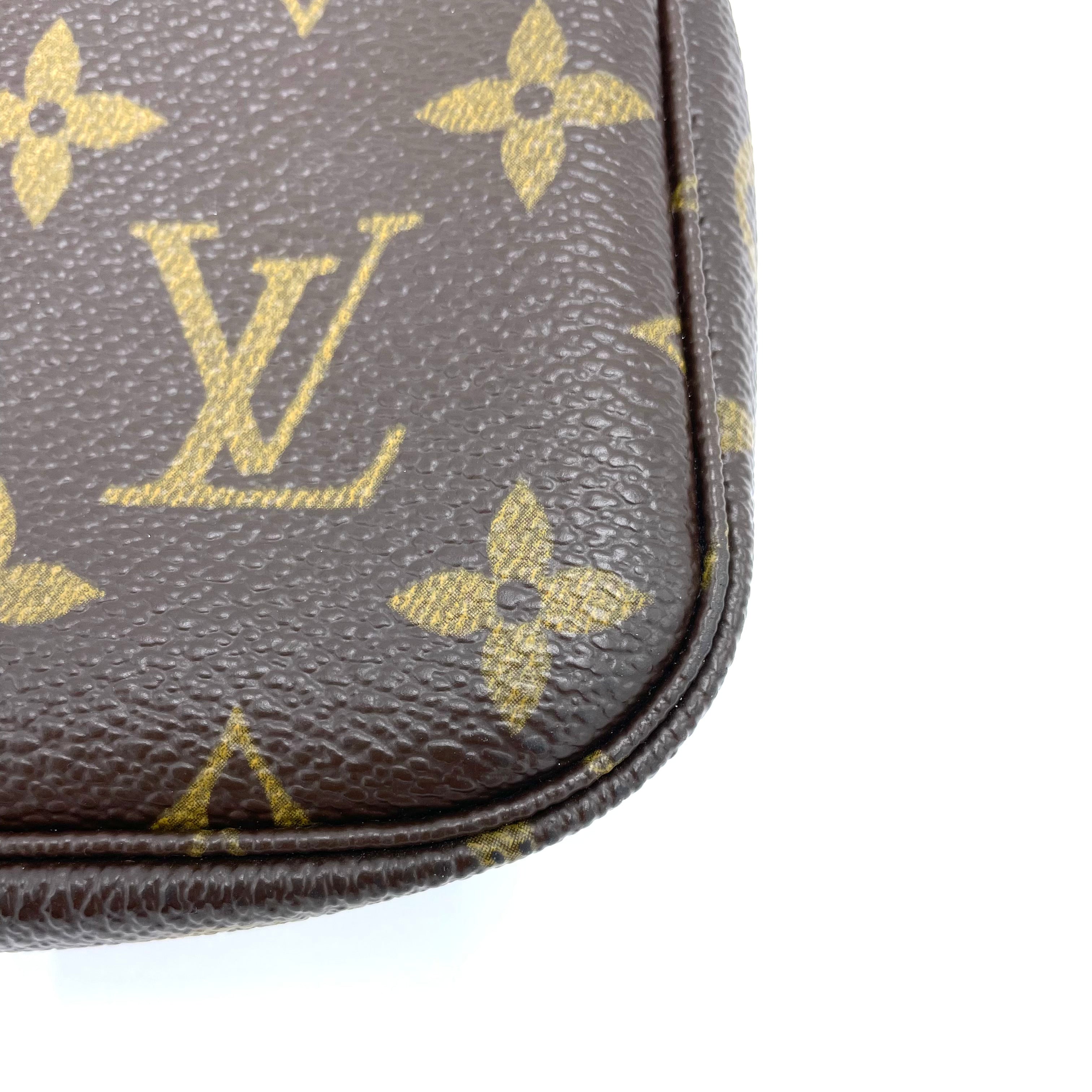 Louis Vuitton Mini Pochette Monogram