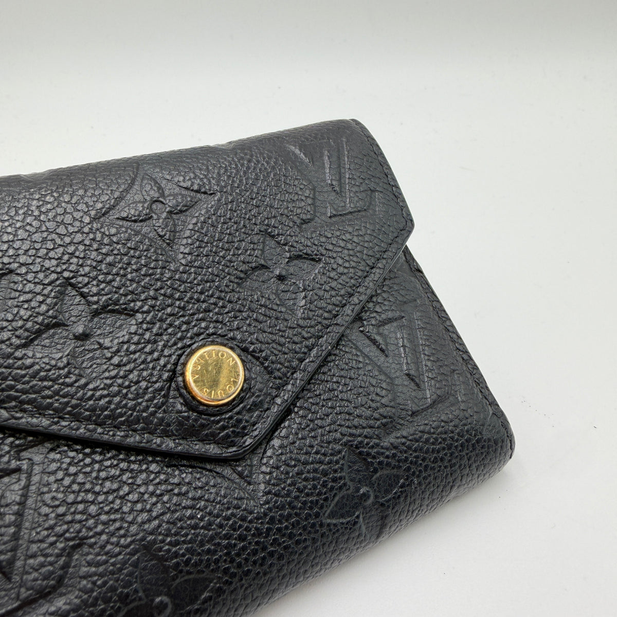 Louis Vuitton Victorine Empreinte