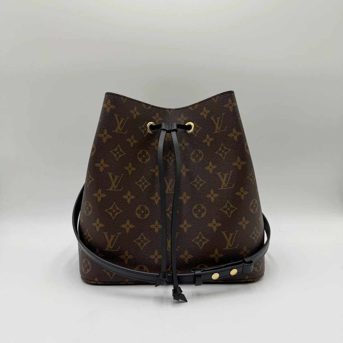 Louis Vuitton NéoNoé MM Monogram.