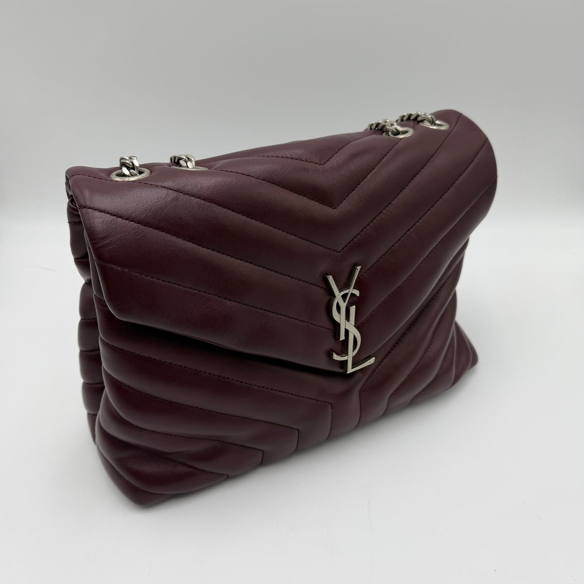 Saint Laurent Loulou Medium