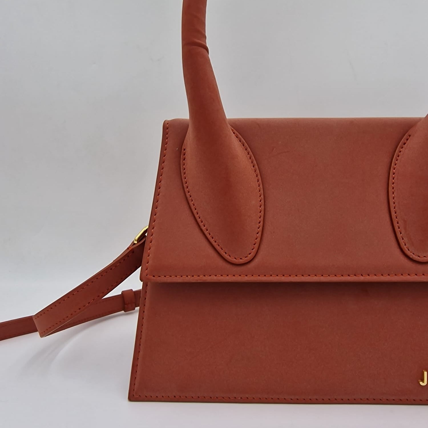 Jacquemus Grand Chiquito