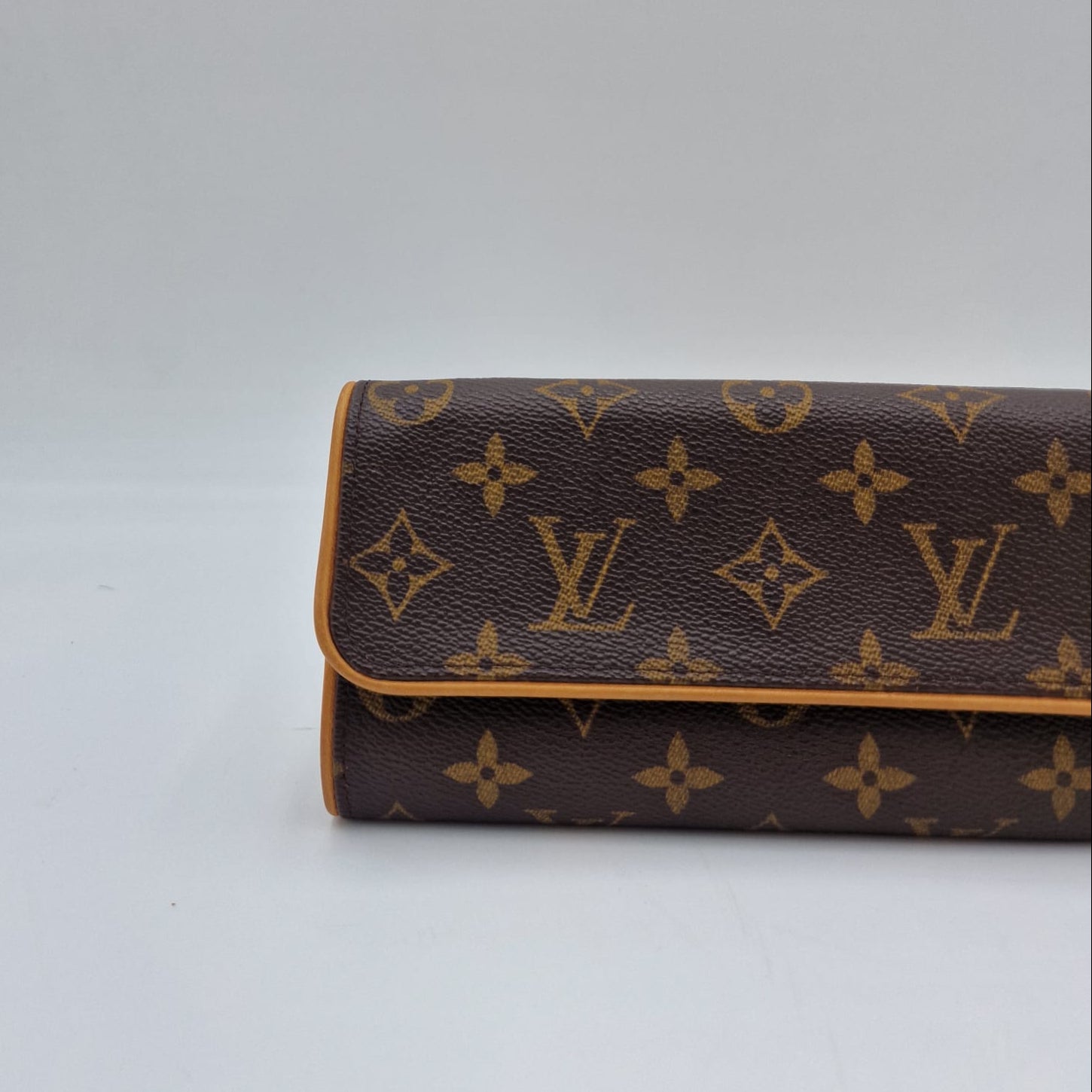 Louis Vuitton Pochette Twin PM Monogram