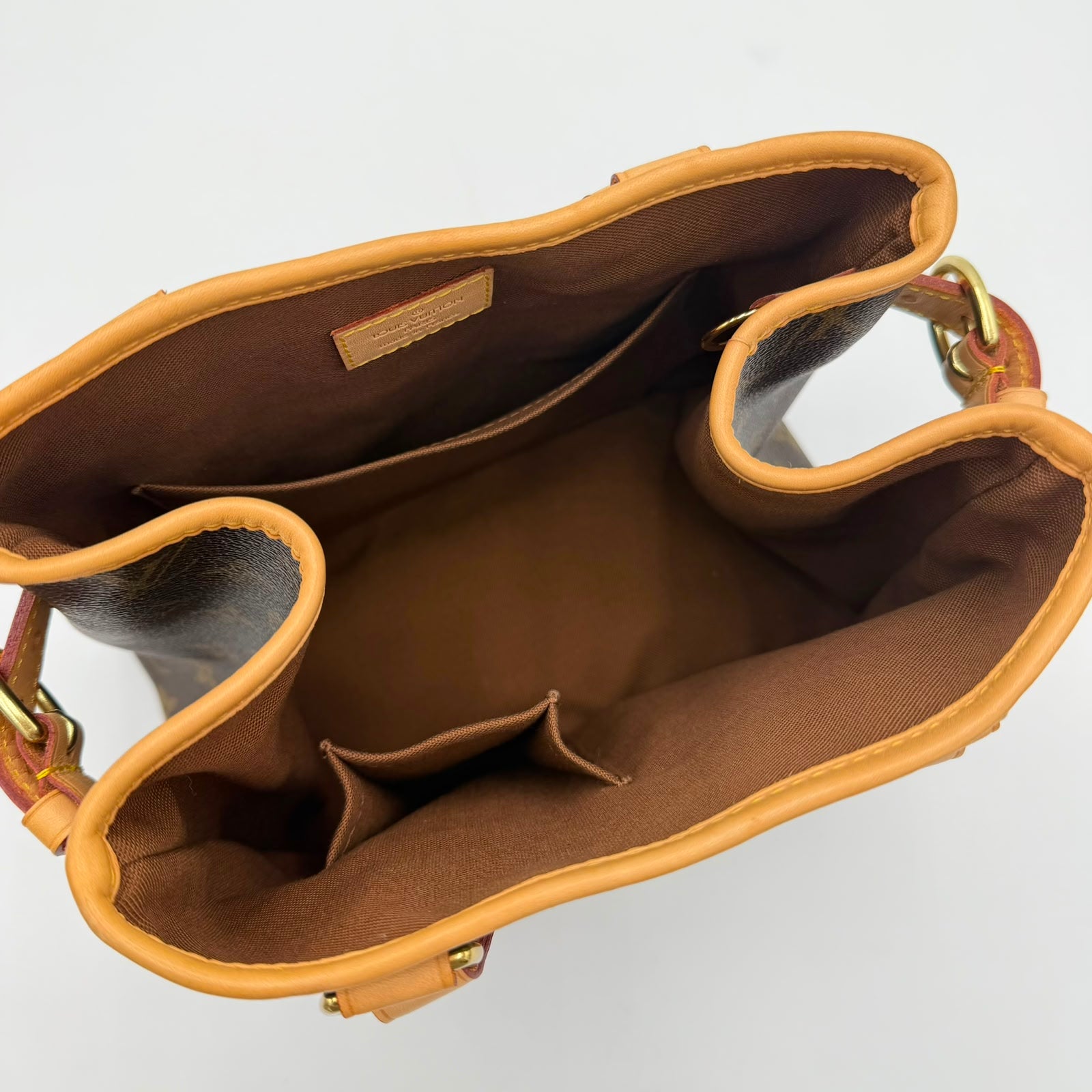 Louis Vuitton Batignolles Monogram