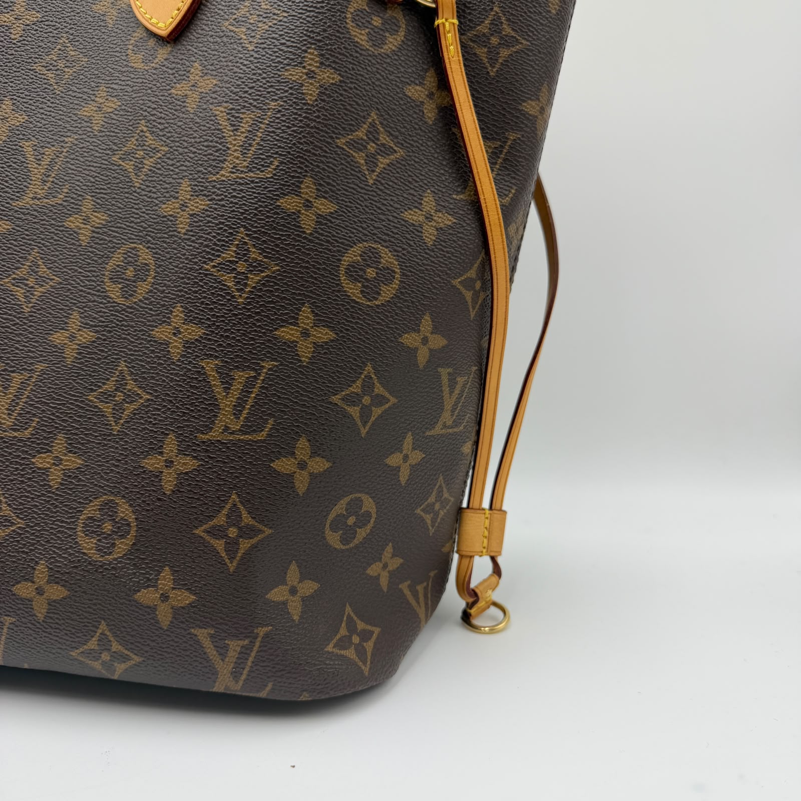 Louis Vuitton MM Neverfull Monogram