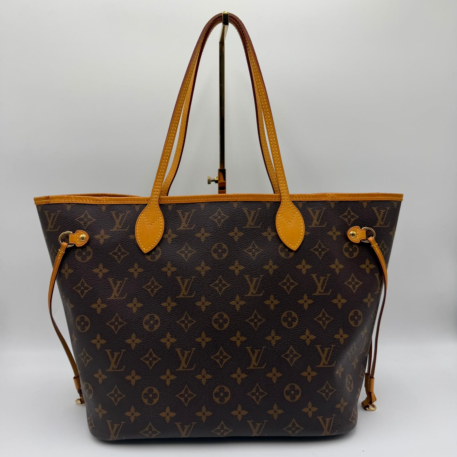 Louis Vuitton MM Neverfull Monogram