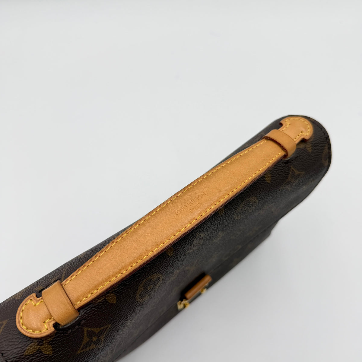 Louis Vuitton Pochette Métis