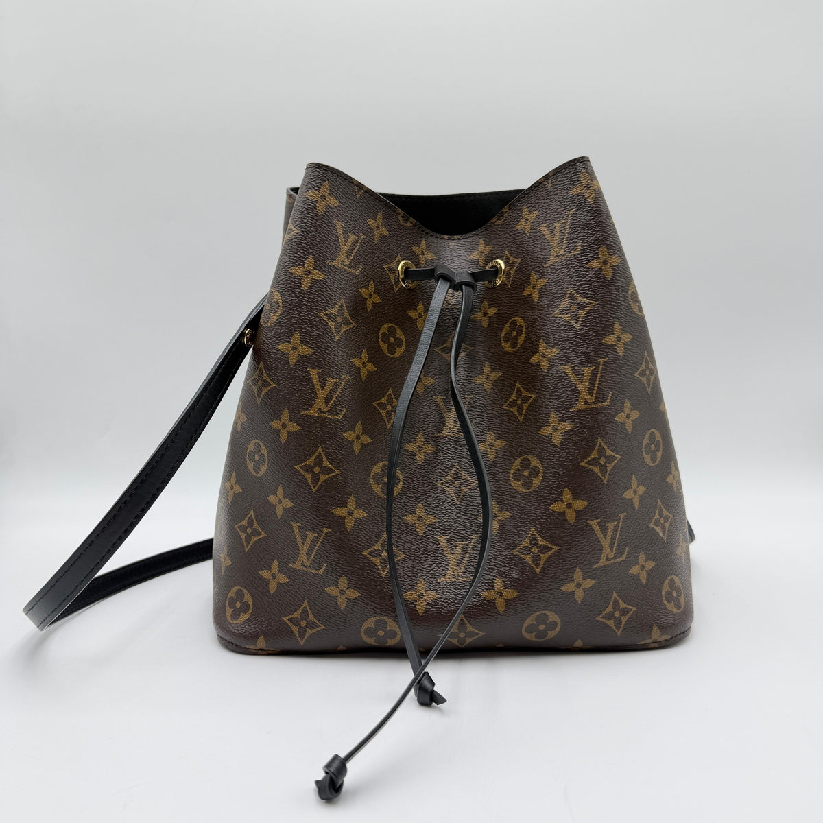 Louis Vuitton NéoNoé MM Monogram