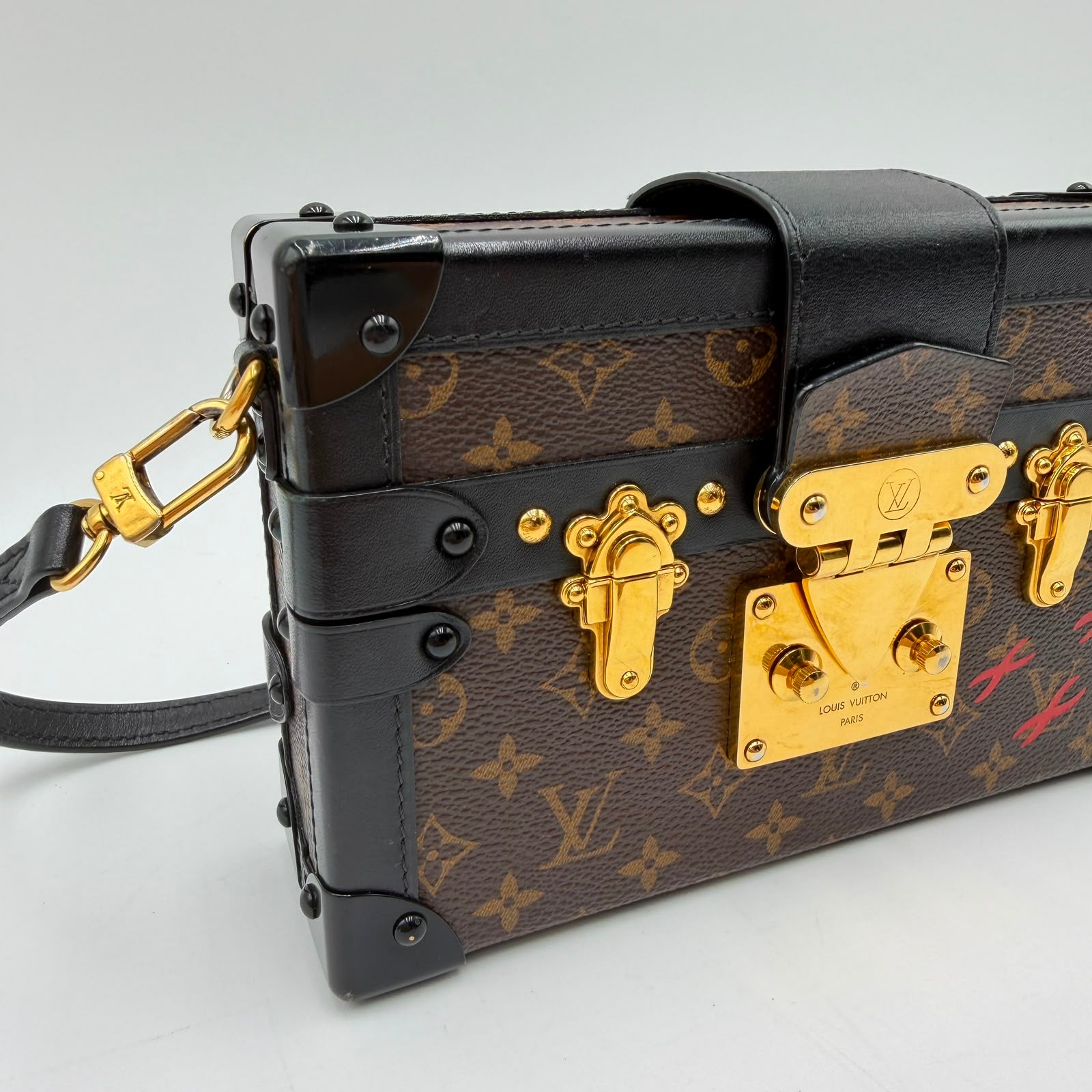 Louis Vuitton Petite Malle