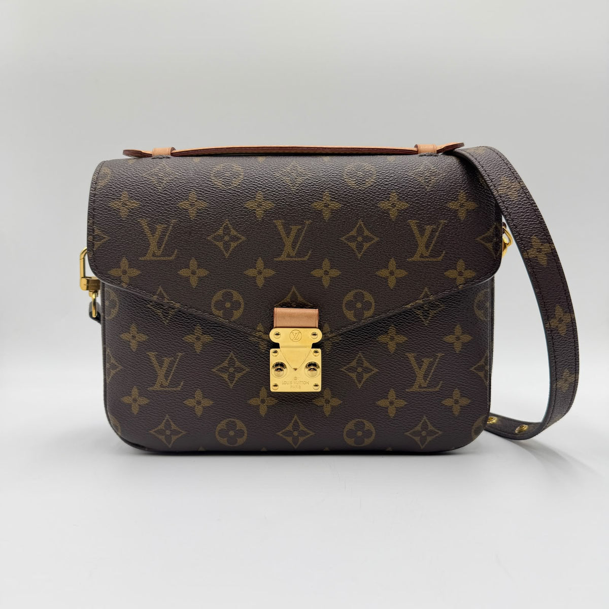 Louis Vuitton Pochette Métis