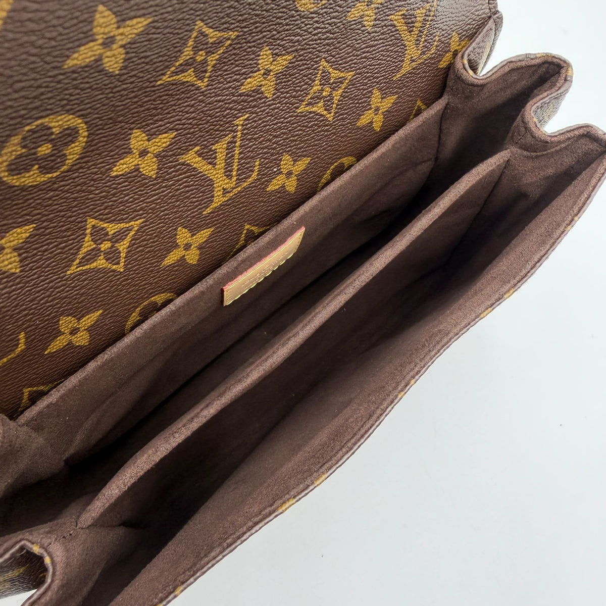 Louis Vuitton Pochette Métis
