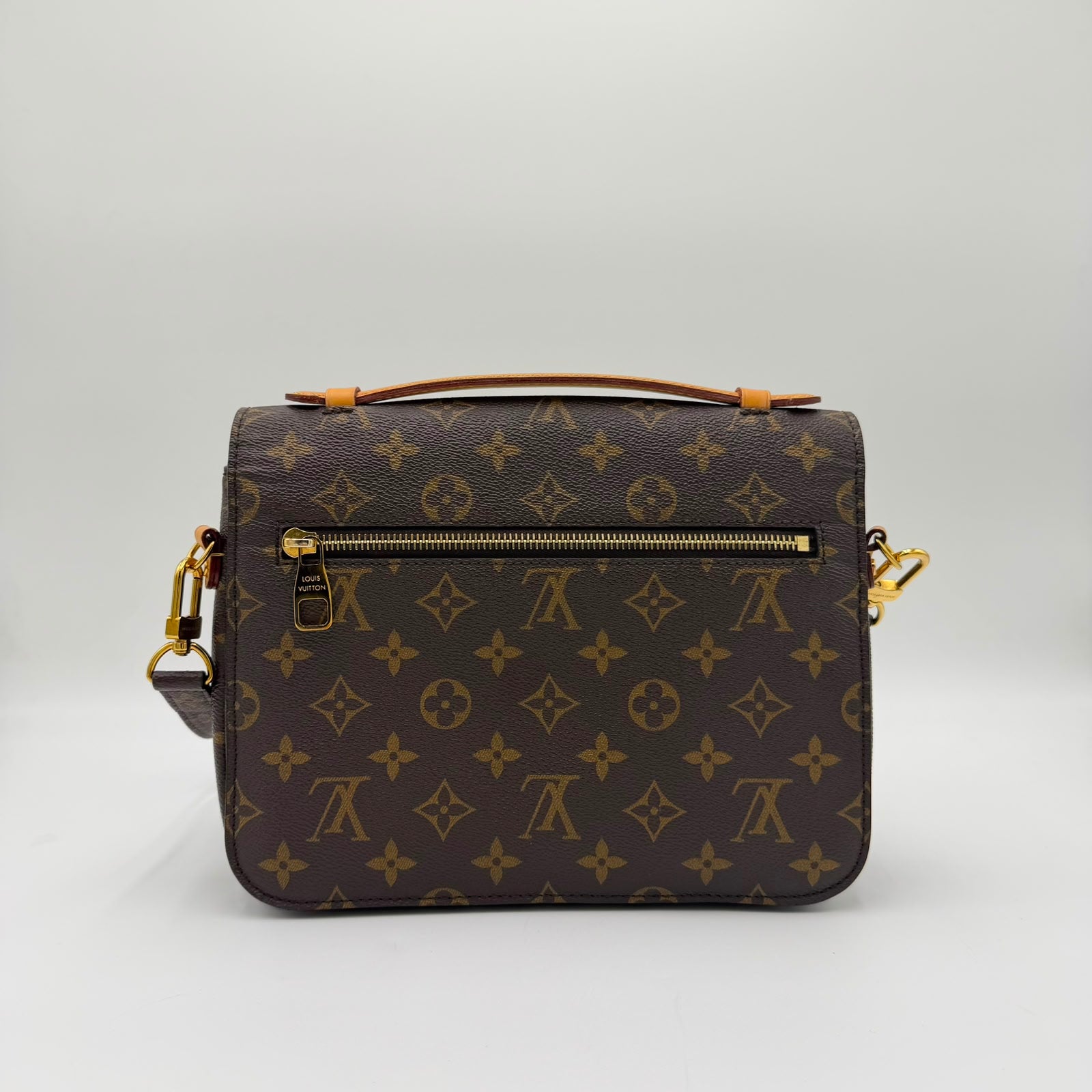 Louis Vuitton Pochette Métis