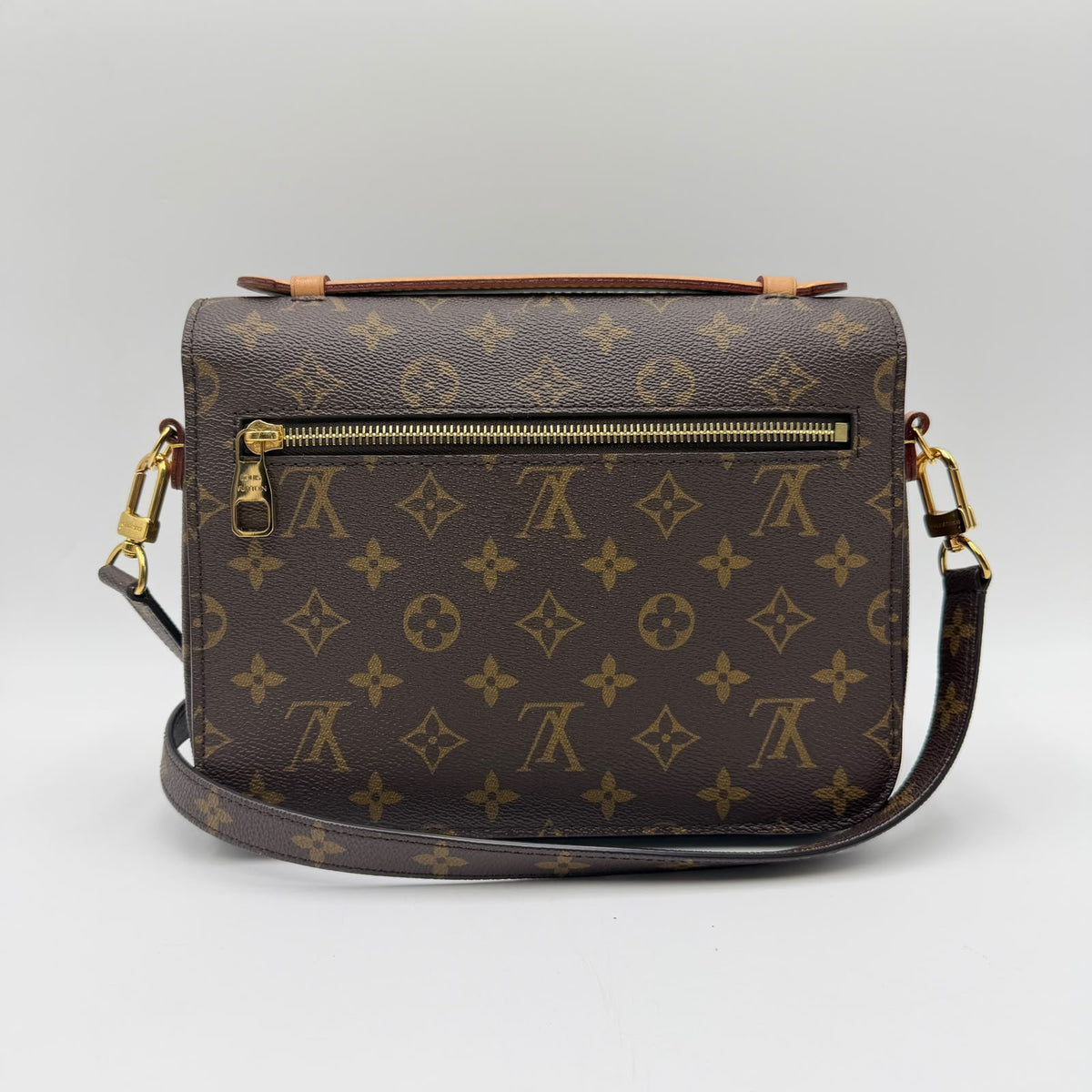 Louis Vuitton Pochette Métis