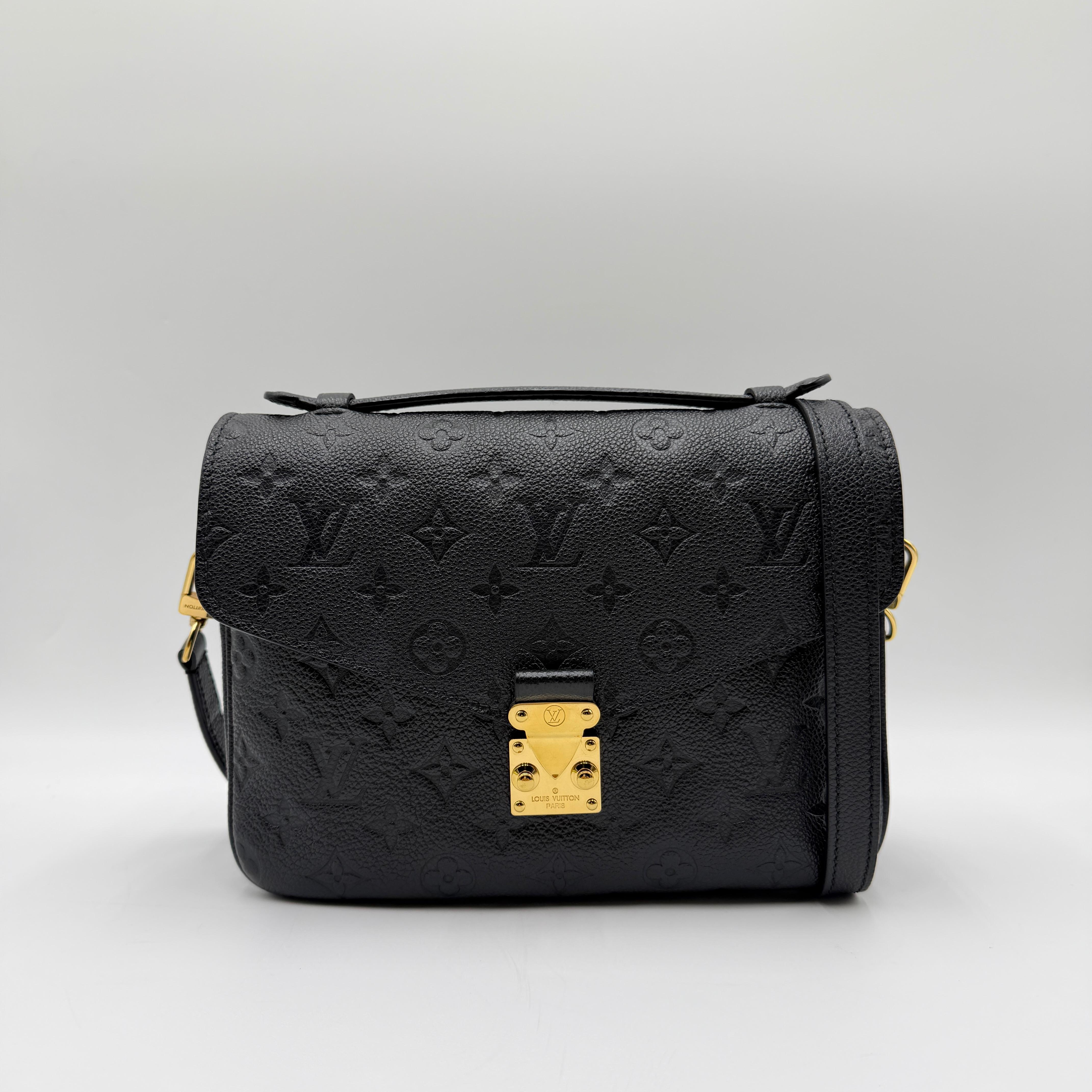 Louis Vuitton Pochette Metis Monogram Preto