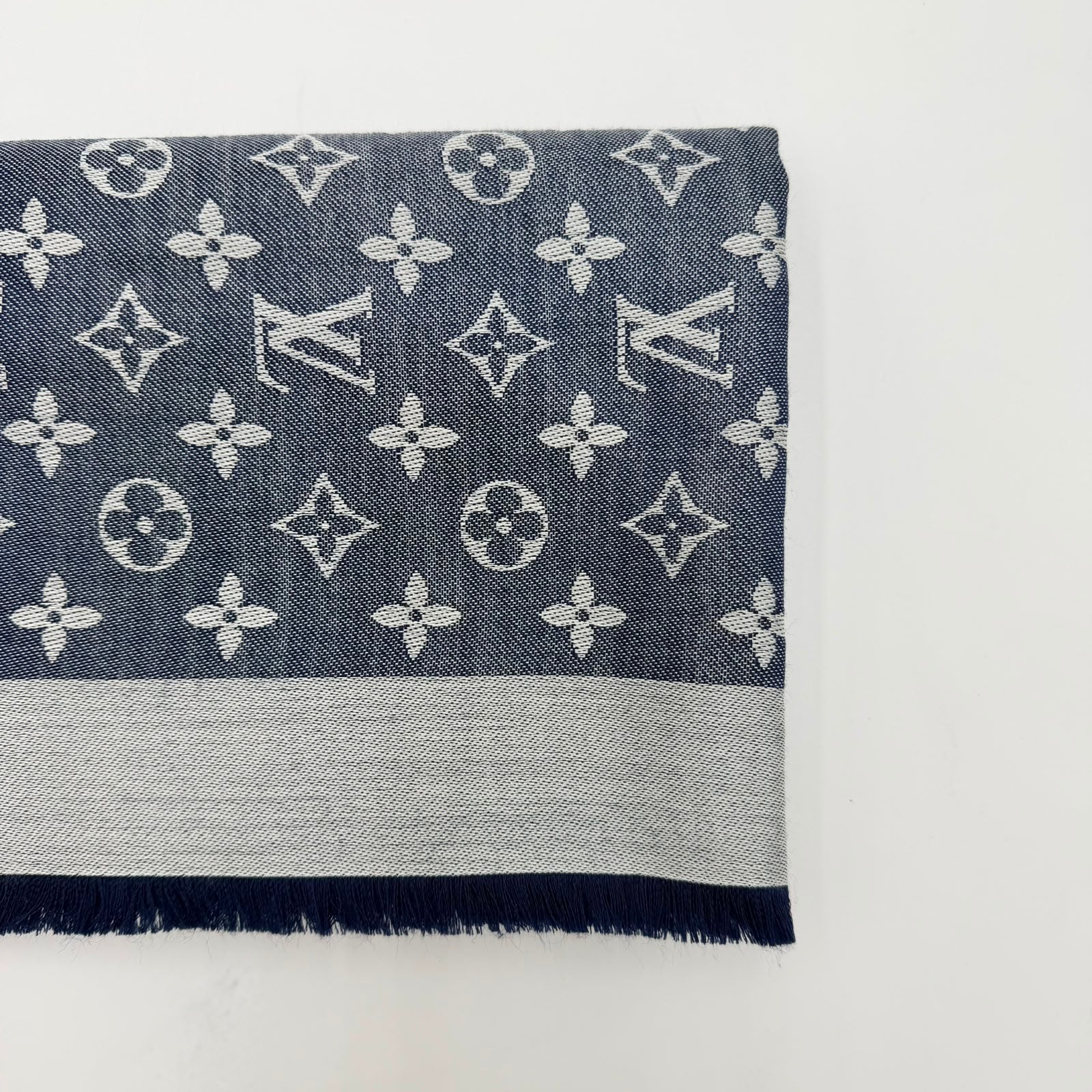 Louis Vuitton Scarf Monogram