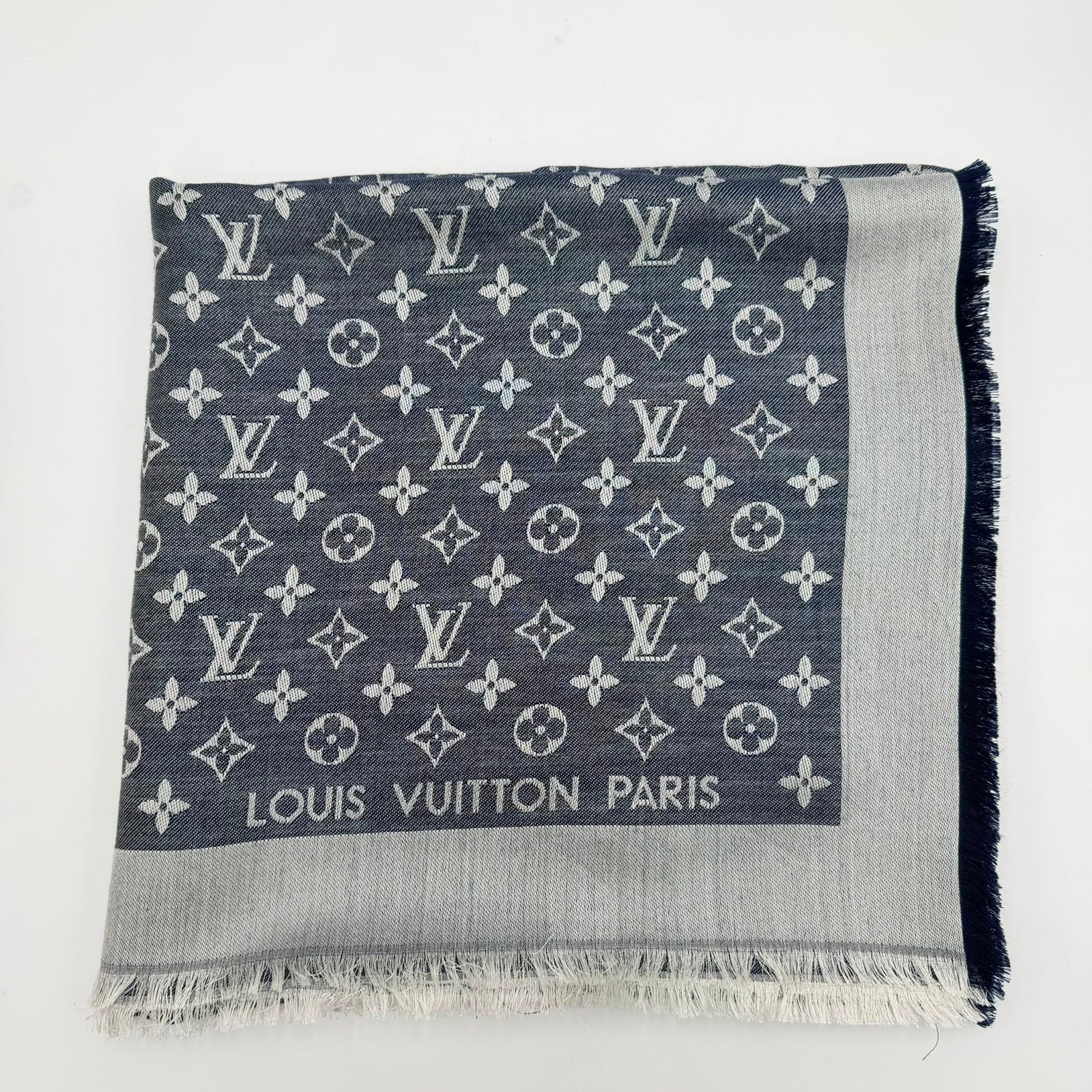 Louis Vuitton Scarf Monogram