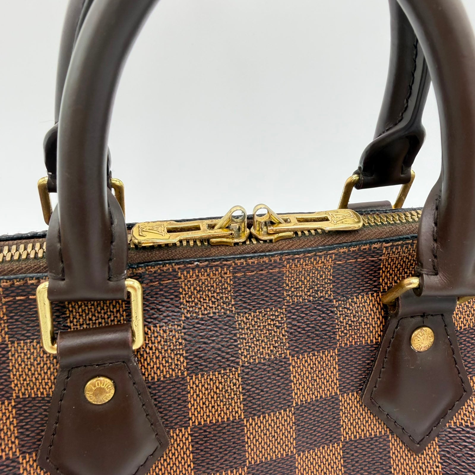 Louis Vuitton Speedy 25 Damier Ebene w/ Strap
