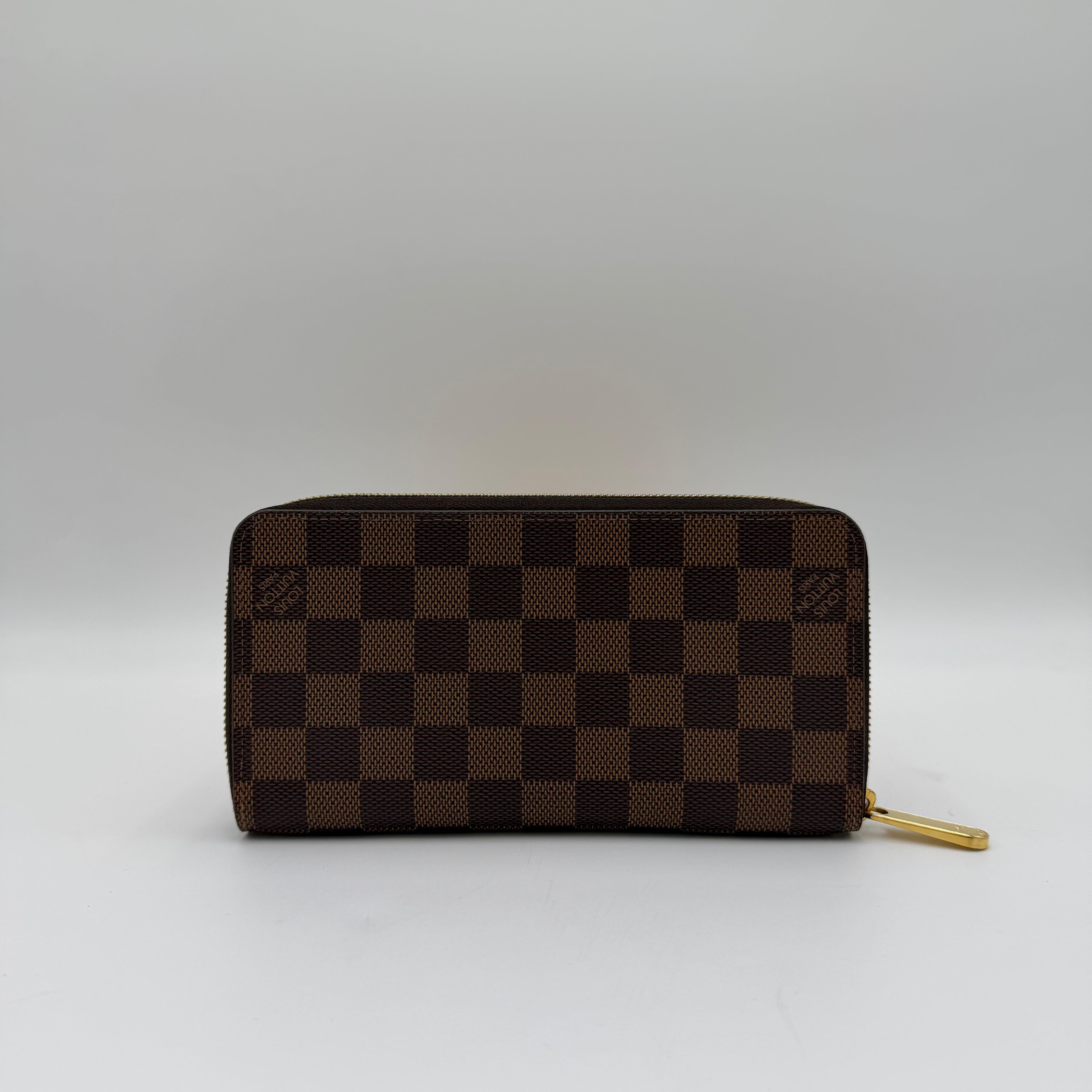 Louis Vuitton Zippy Wallet