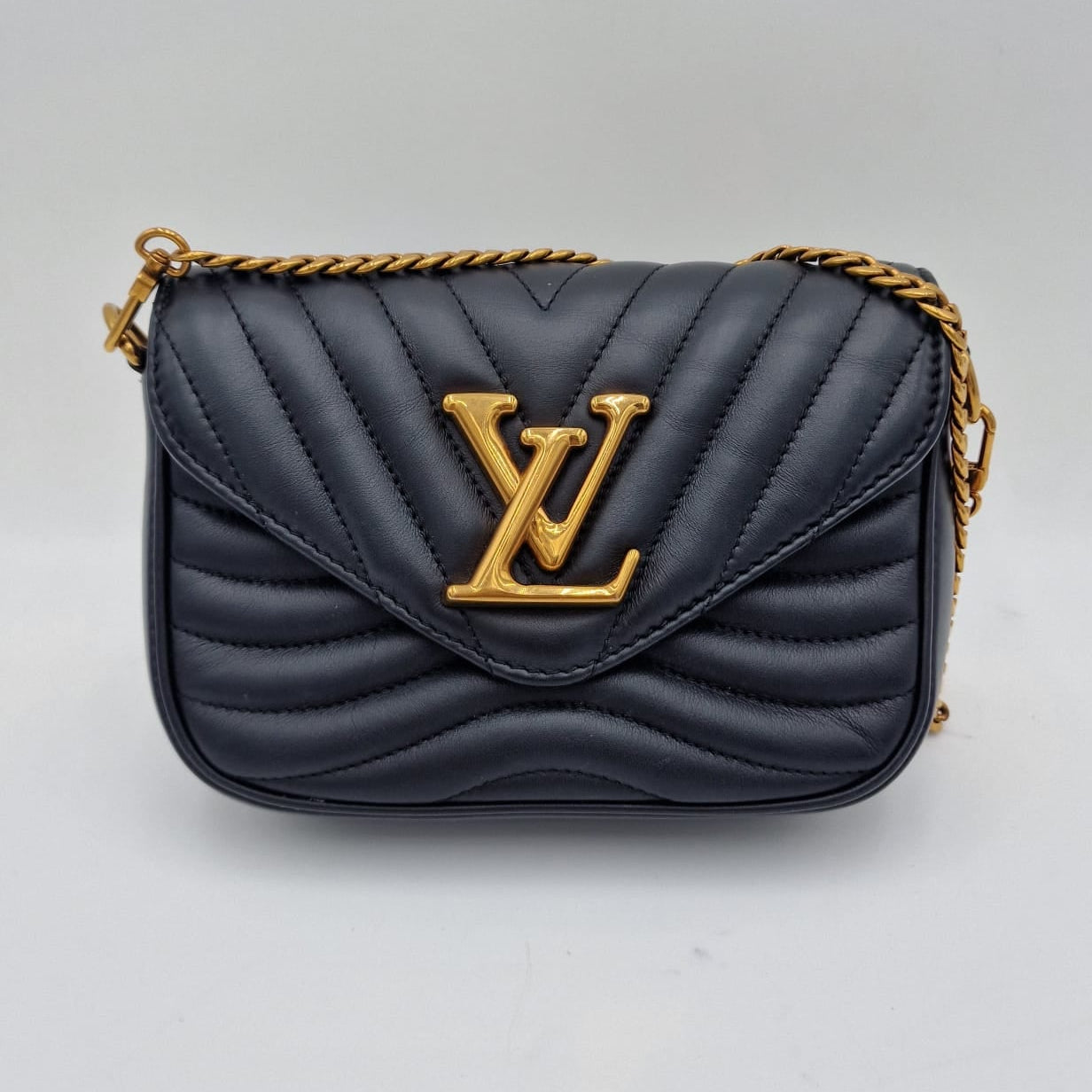 Louis Vuitton New Wave Chain Bag