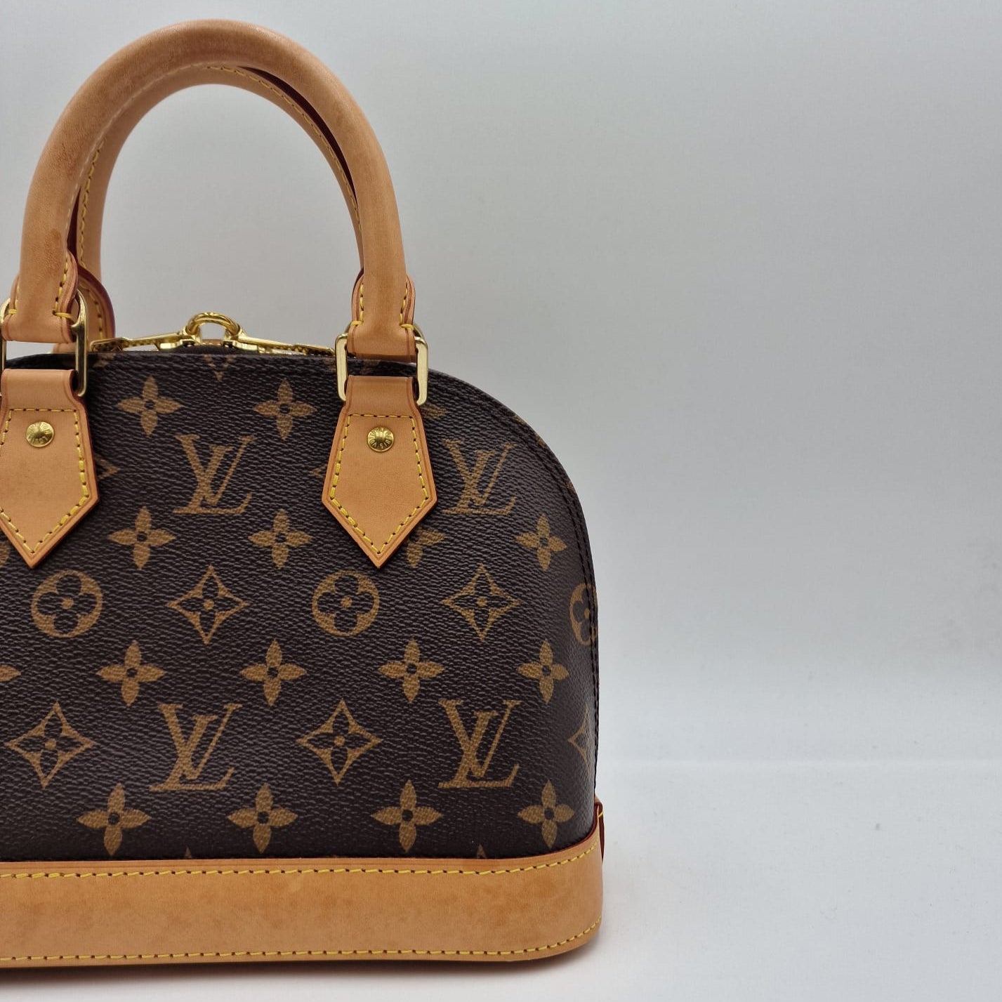 Louis Vuitton Alma BB Monogram