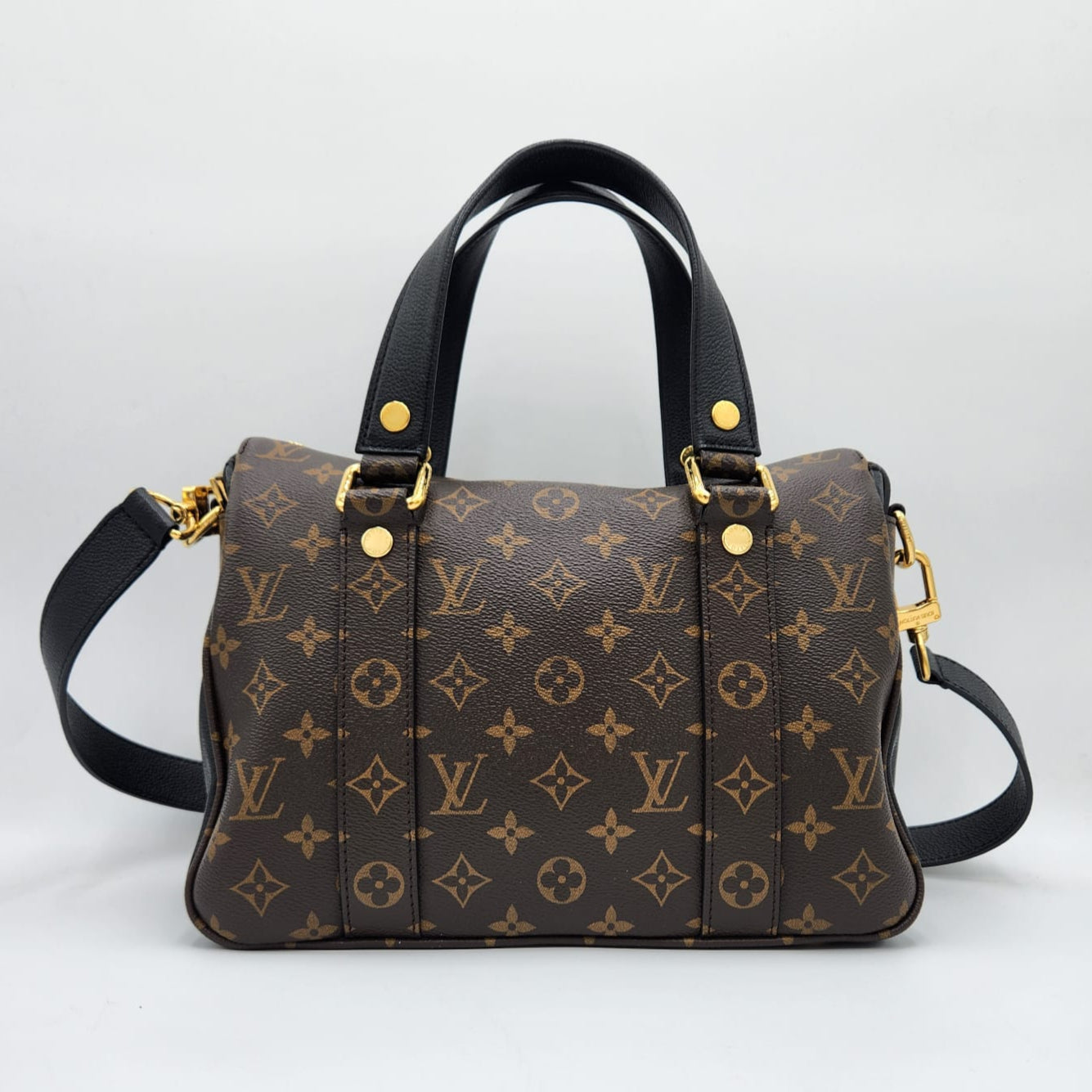 Louis Vuitton Manhattan Monogram