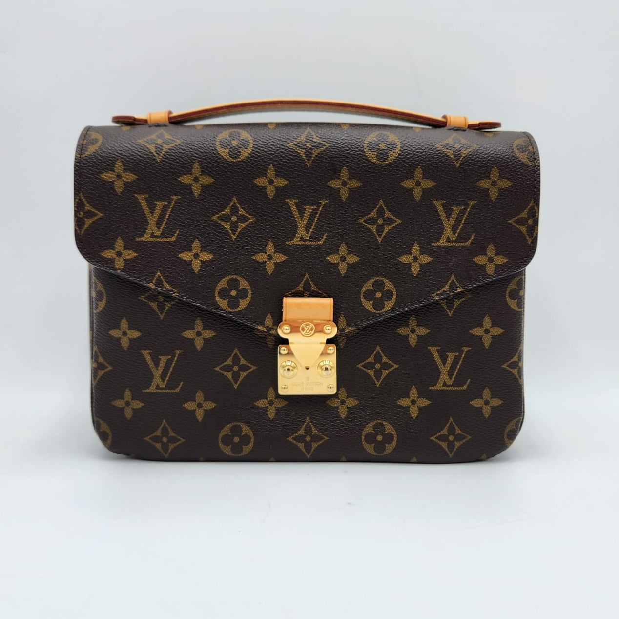 Louis Vuitton Pochette Métis
