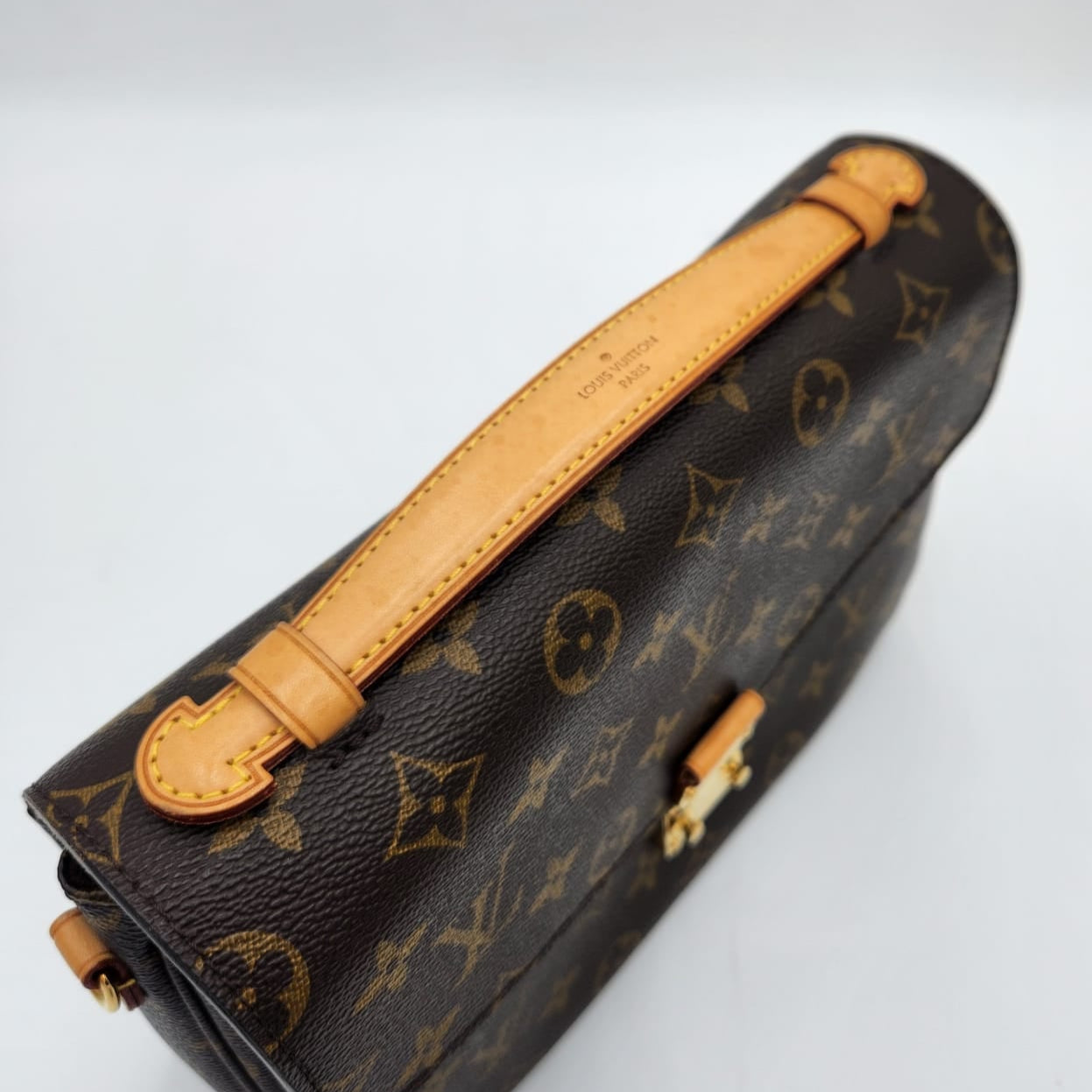 Louis Vuitton Pochette Métis