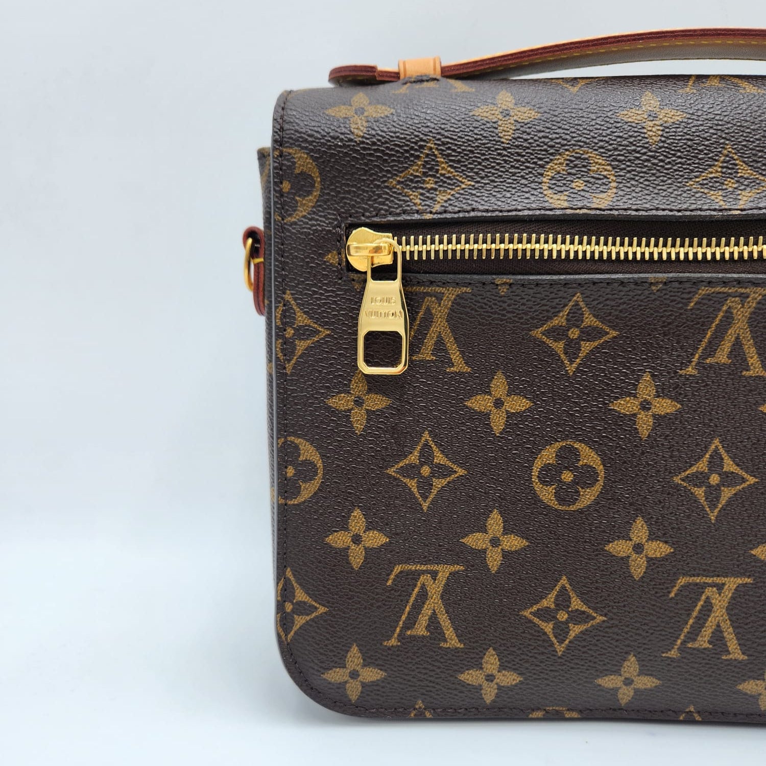 Louis Vuitton Pochette Métis