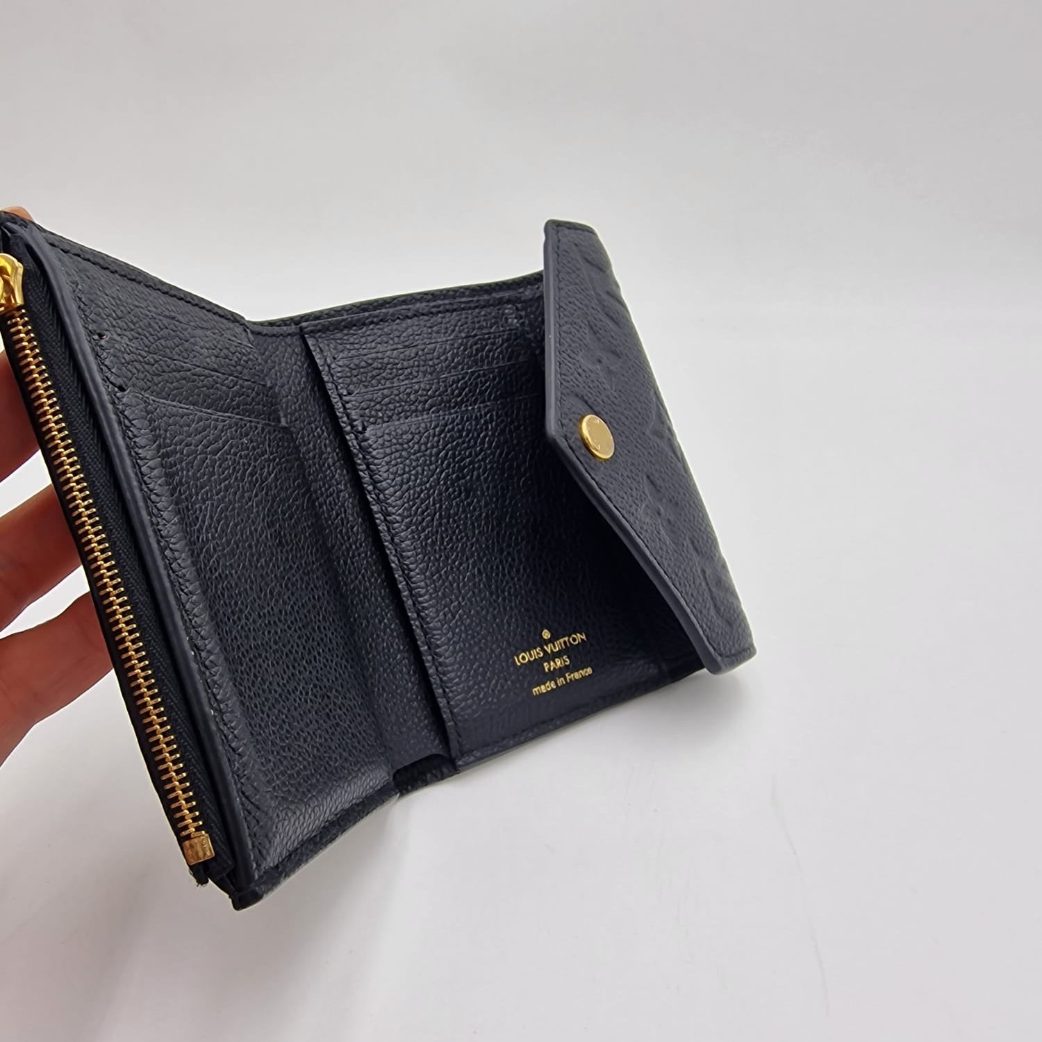 Louis Vuitton Victorine Empreinte