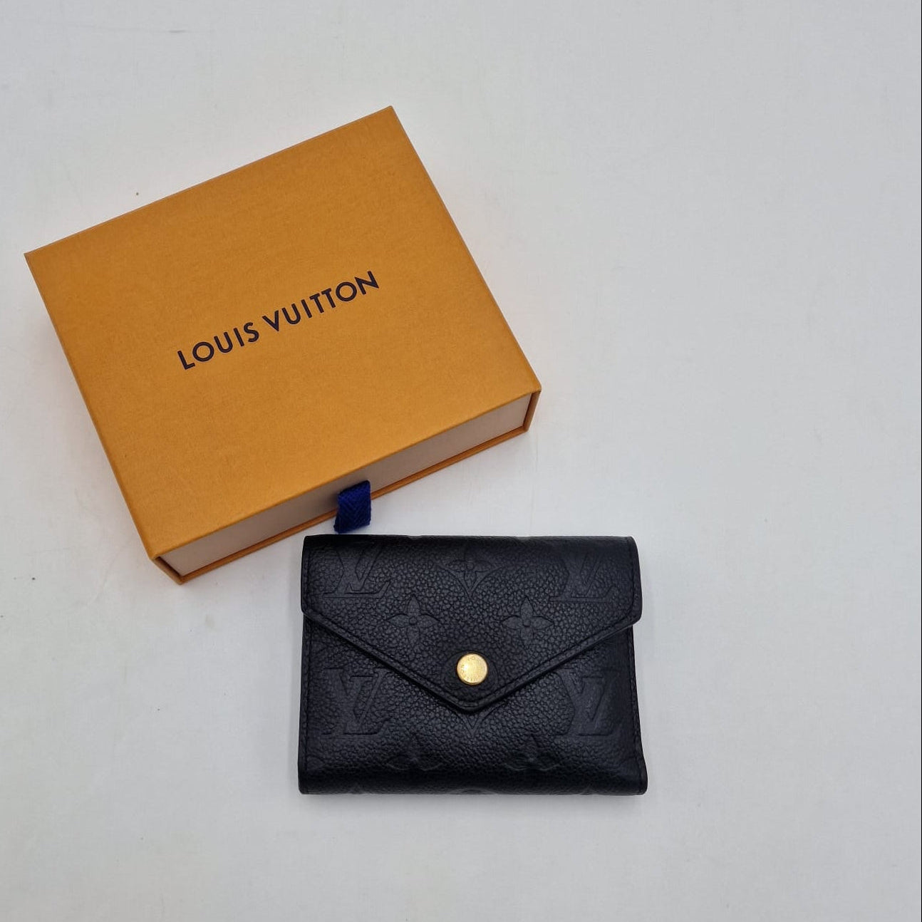 Louis Vuitton Victorine Empreinte